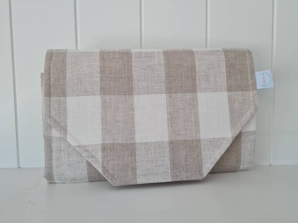 Leinen Gingham Windel-Wickelauflage Deluxe - Windeltasche Windel-Clutch Wickelunterlage Made To Order von Etsy - LeashyLouDesigns