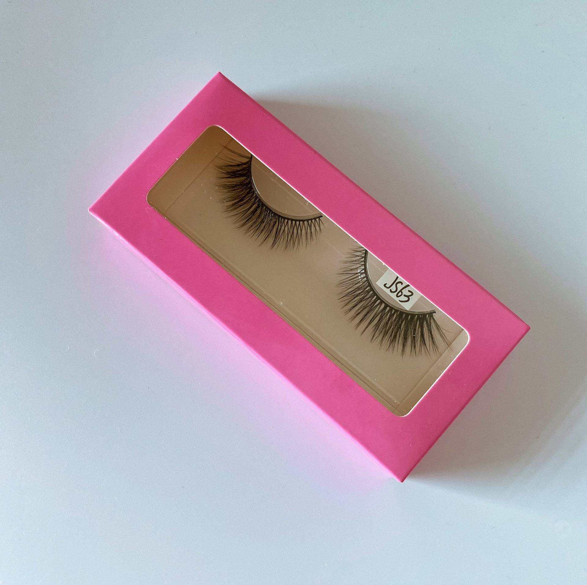 Natürliche Geflügelte Wimpern. Nerz Vegane Wispy Lashes, Dünne Band-Wimpern. Tierversuchsfreie Wimpern von Etsy - LemoraCosmetics