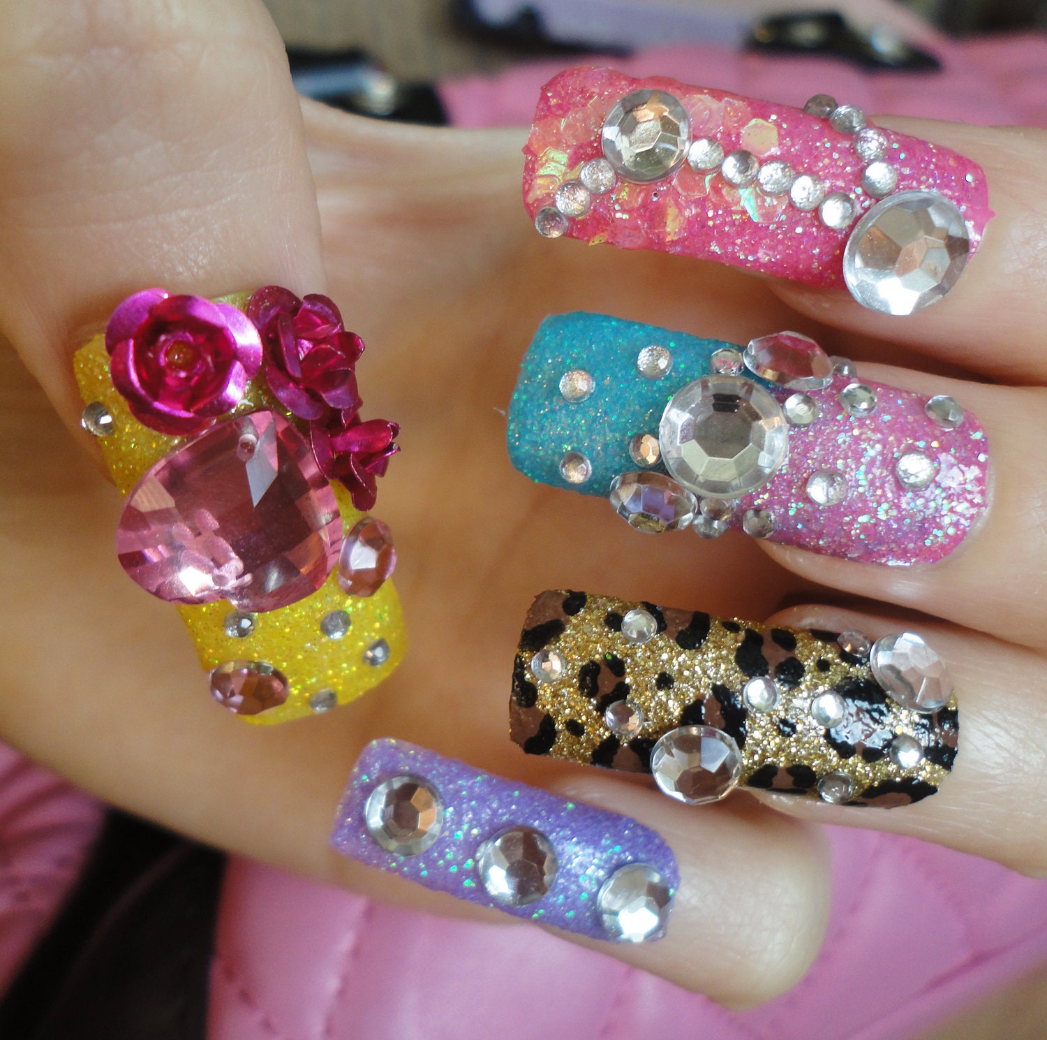 Bunter Leopard Pink Gelb Blau Lila Kawaii Gyaru Nails von Etsy - LhouraiisShop