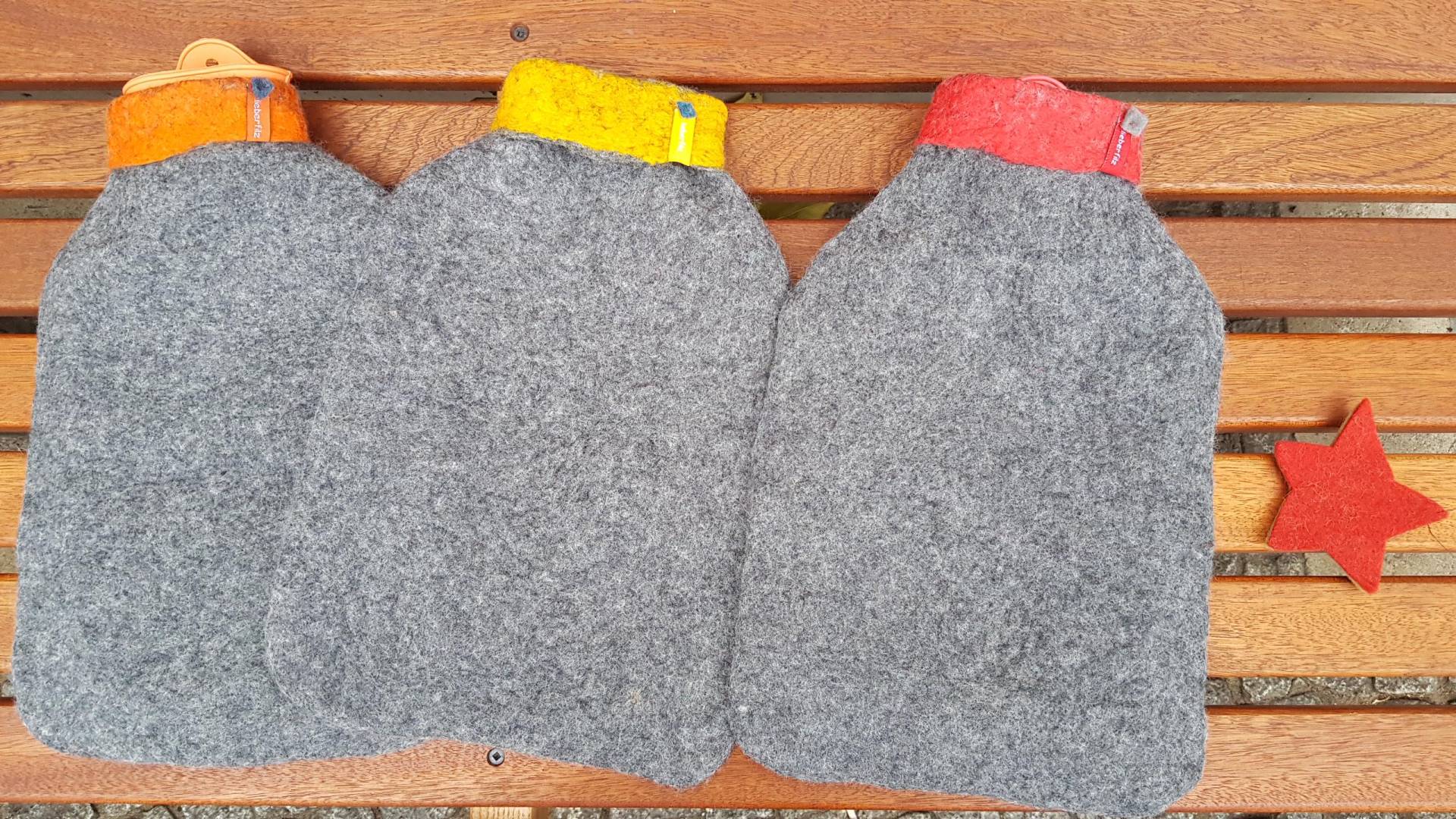 Wärmflasche Mit Farbigen Rollkragen, Hellgrau Wärmflasche Mit Farbigen Rollkragen, Hellgrau von Etsy - Lieberfilz