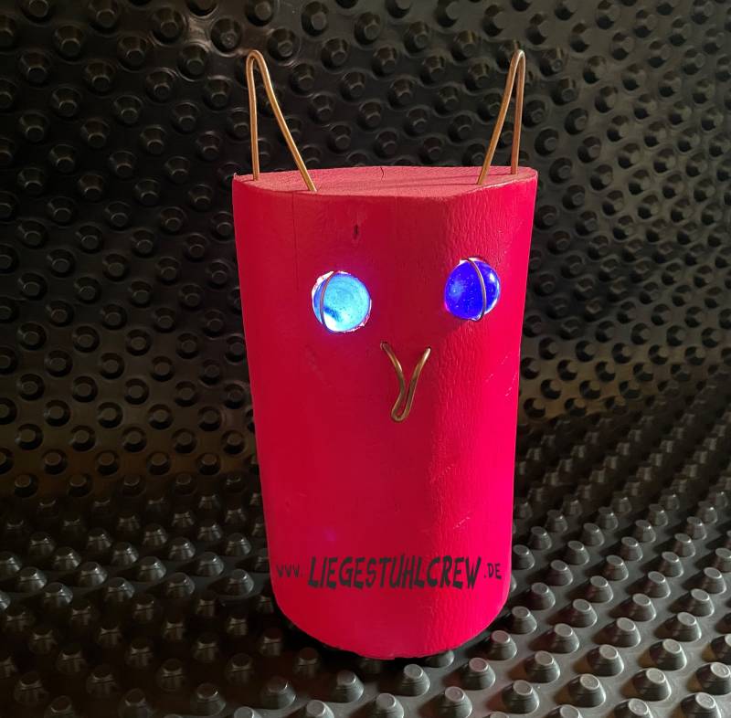 Upcycling , Pinke Holzeule Mit Led Augen von Etsy - Liegestuhlcrew