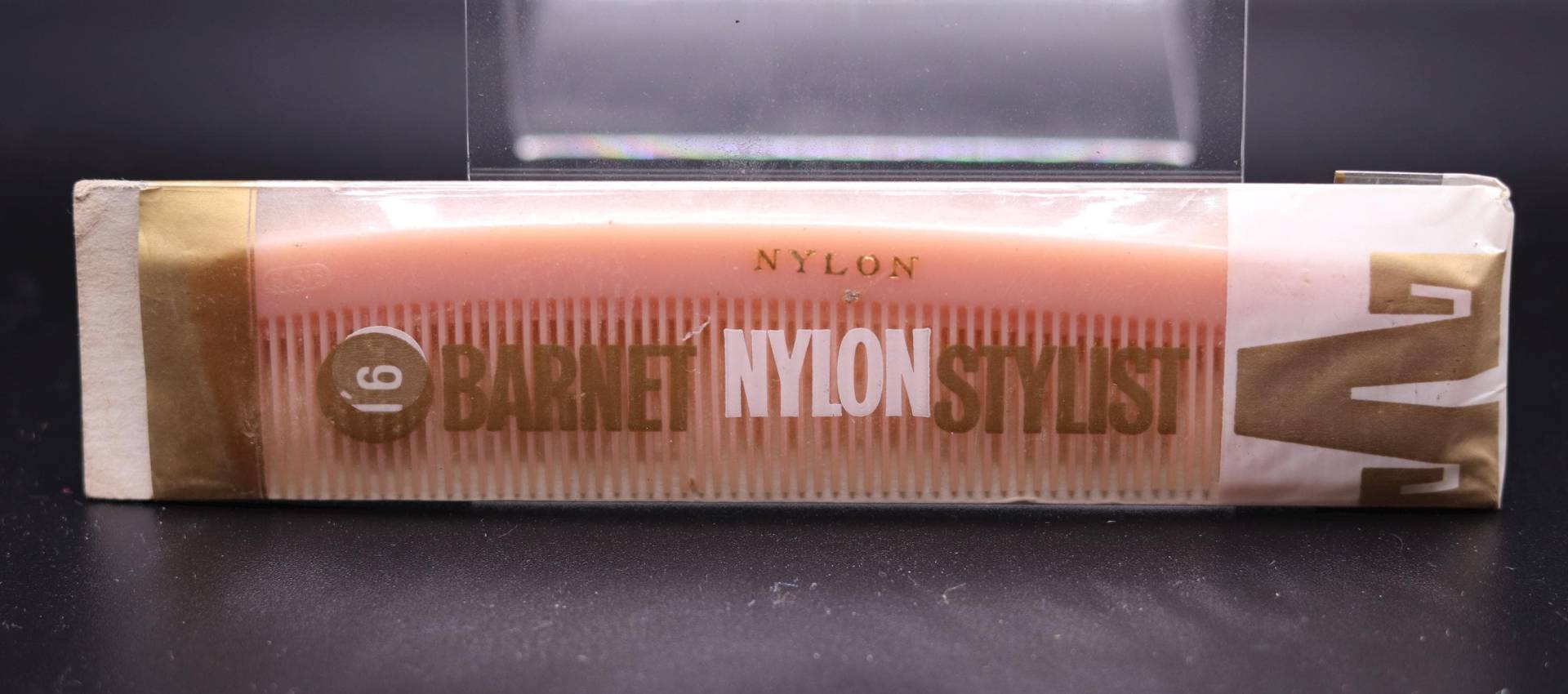 Barnett Stylist Nylon Kamm von Etsy - LipstickandPanties