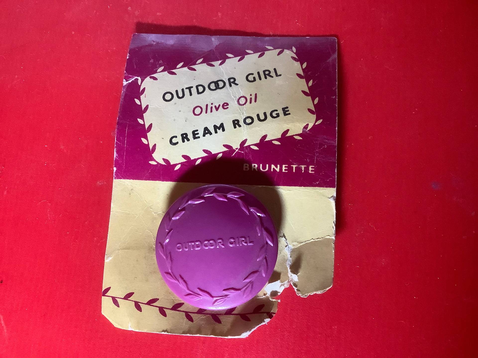 Outdoor Girl Rouge Brünette Verkäufer Muster von Etsy - LipstickandPanties