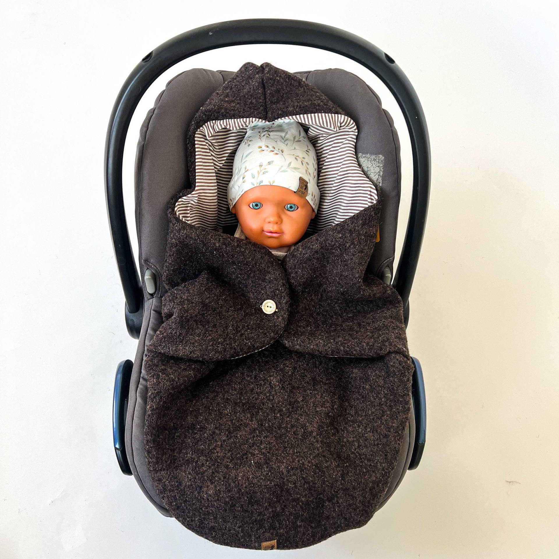 Einschlagdecke Wollwalk Braun Für Babyschale 3-Punkt-Gurtsystemen Einschlagdecke Wollwalk Braun Für Babyschale 3-Punkt-Gurtsystemen von Etsy - LittleANTunique