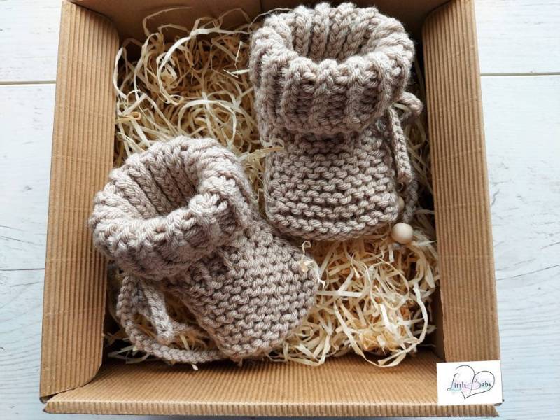 Babyschuhe Mit Geschenkbox, Babysocken Holzperlen Beige Gestrickte Babyschuhe Wollsocken Junge Personaliesiert von Etsy - LittleBabyofficial