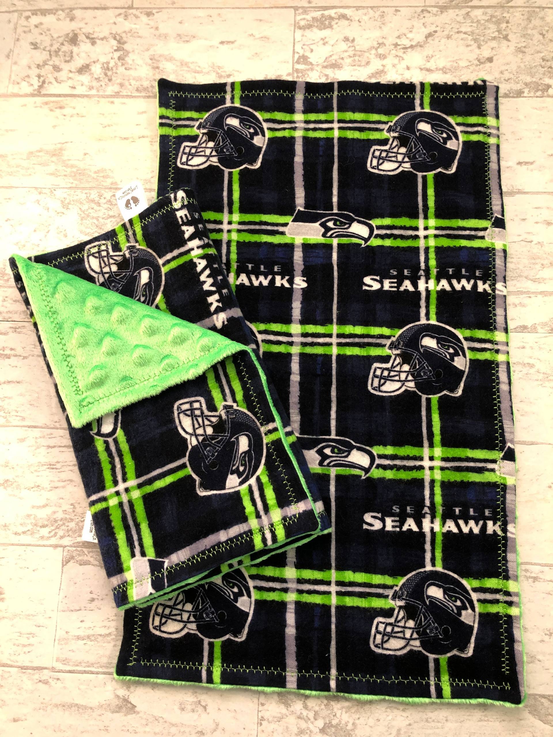 Seahawks Spucktücher Und Bandana Lätzchen Seahawks Spucktücher Und Bandana Lätzchen von Etsy - LittleCreationsCo