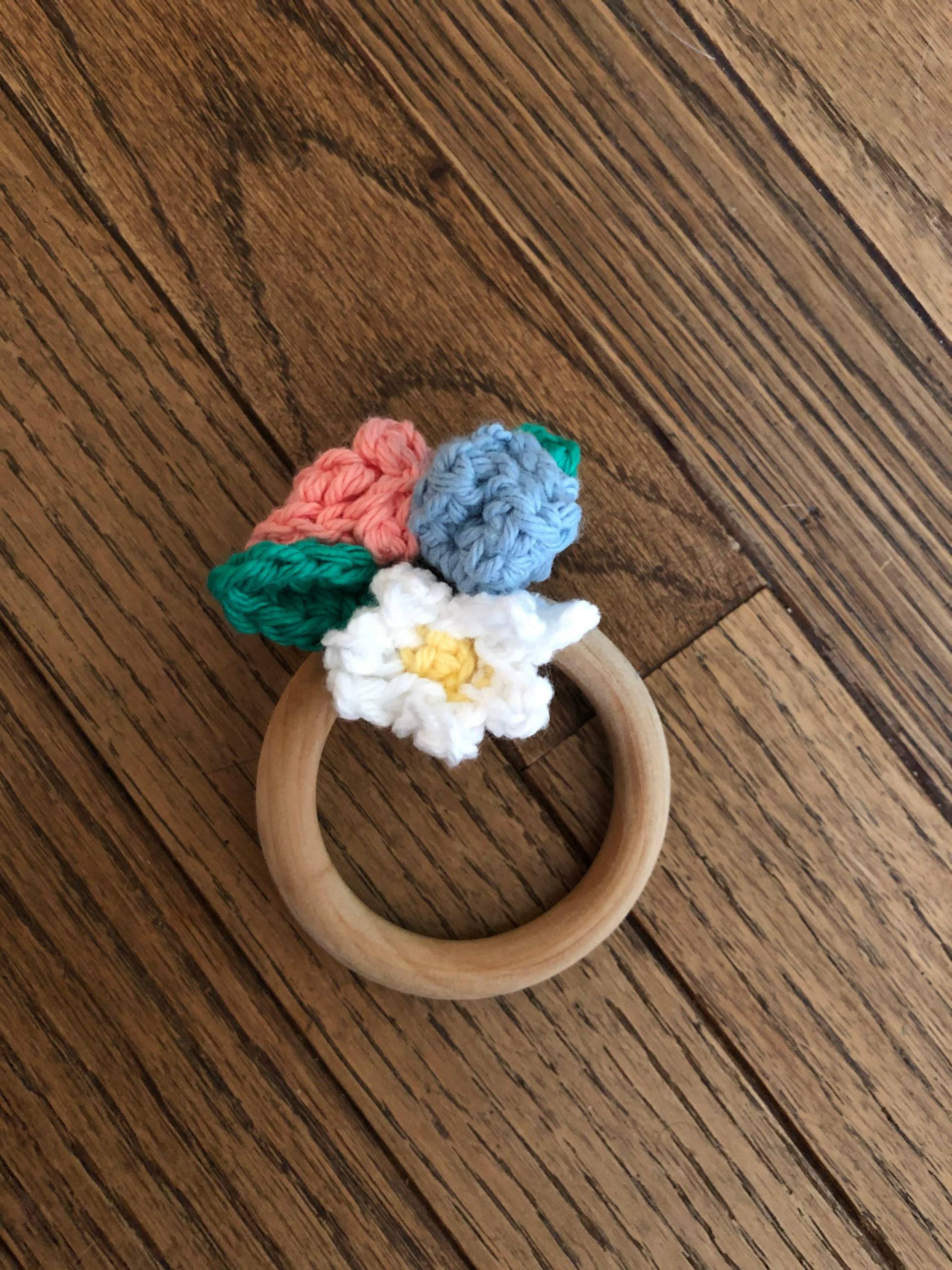 Beißring Aus Geblümten Holz von Etsy - LittleLambCreationCo