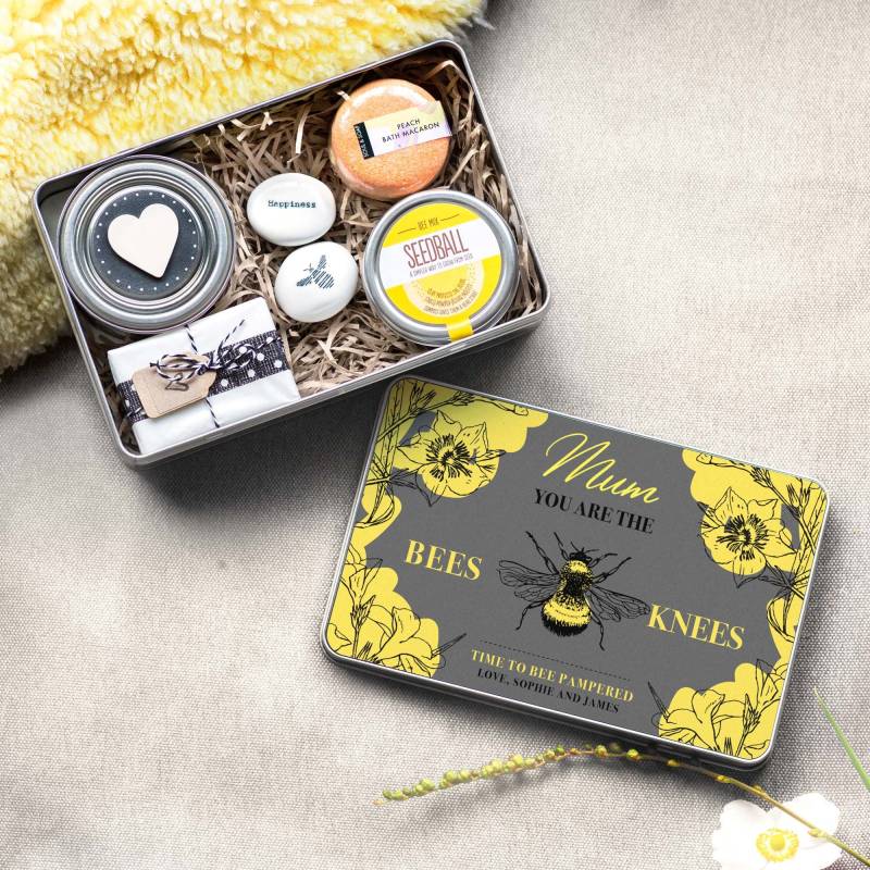 Floral Relaxation Spa Kit, Personalisiertes Geschenk Für Sie, Bee Happy Kindness Geschenkset, Geschenkbox von Etsy - Littlepictureco