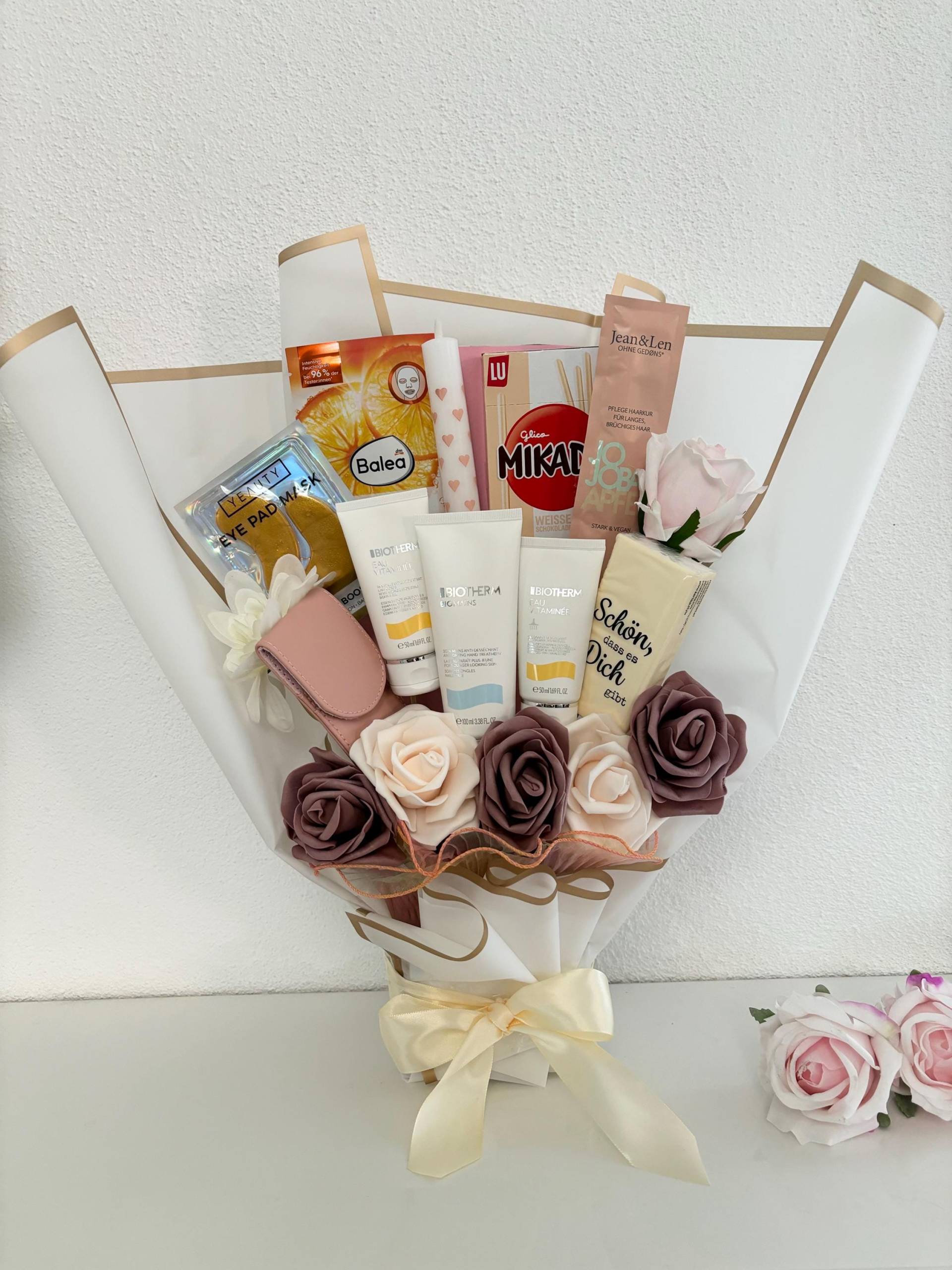 Besonders Geschenkset Mutter Schwester Tochter Freundin Beauty Bouquet, Luxus, Strauss, Rosen, Wellness von Etsy - LivskleinesAtelier