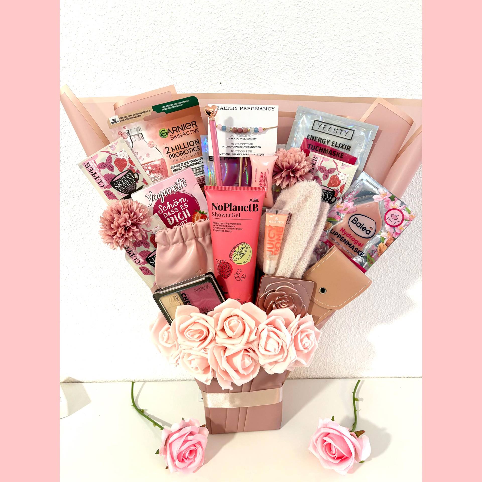 Geschenkset Geschenkstrauß Valentinstag Besonderes Geschenk Freundin Mutter Schwester Tochter Beauty Bouquet Schmuck Herz Rosen von Etsy - LivskleinesAtelier