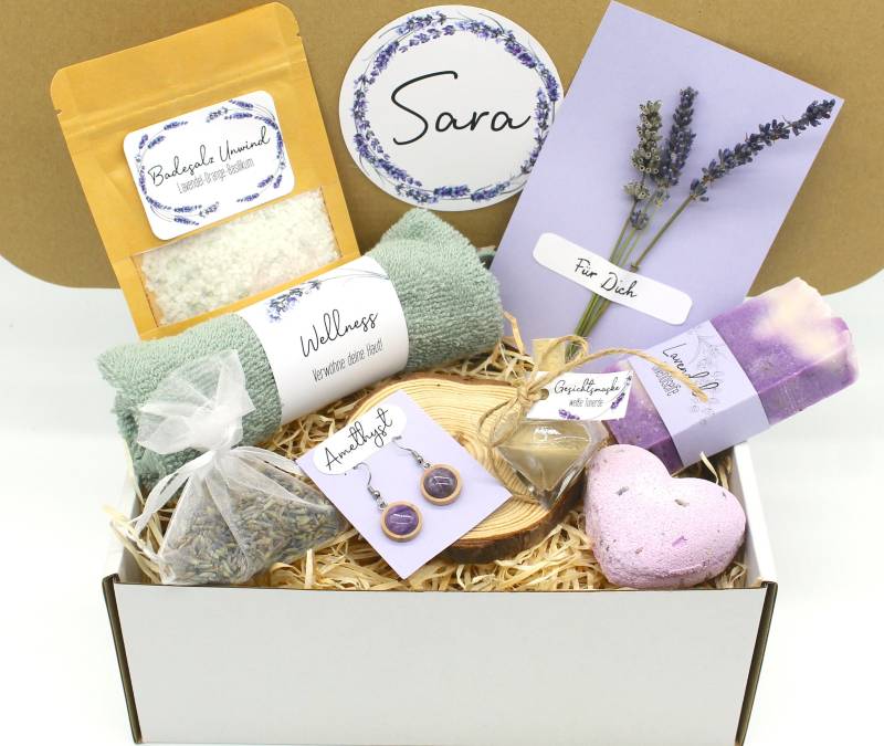 Vegan Personalisierte Geschenkbox Lavendel Wellnessbox Handgemachte Seife Amethyst Ohrringe Geschenk Freundin Geschenkidee Frau von Etsy - LoveAndCraftsShop