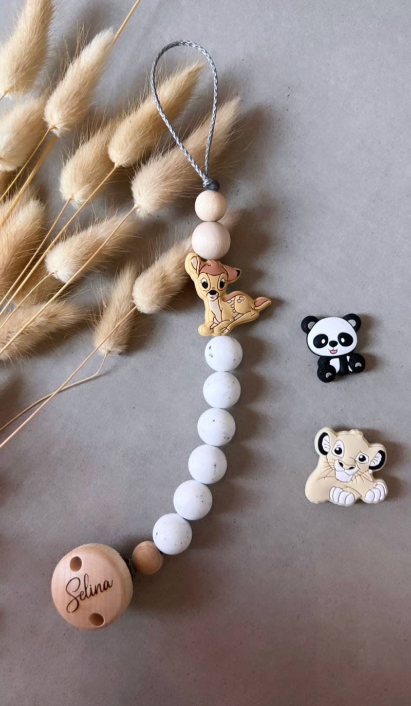 Schnullerkette | Personalisiert Clip Gravur Name Rehkz Löwe Koala von Etsy - LoveMoonKids