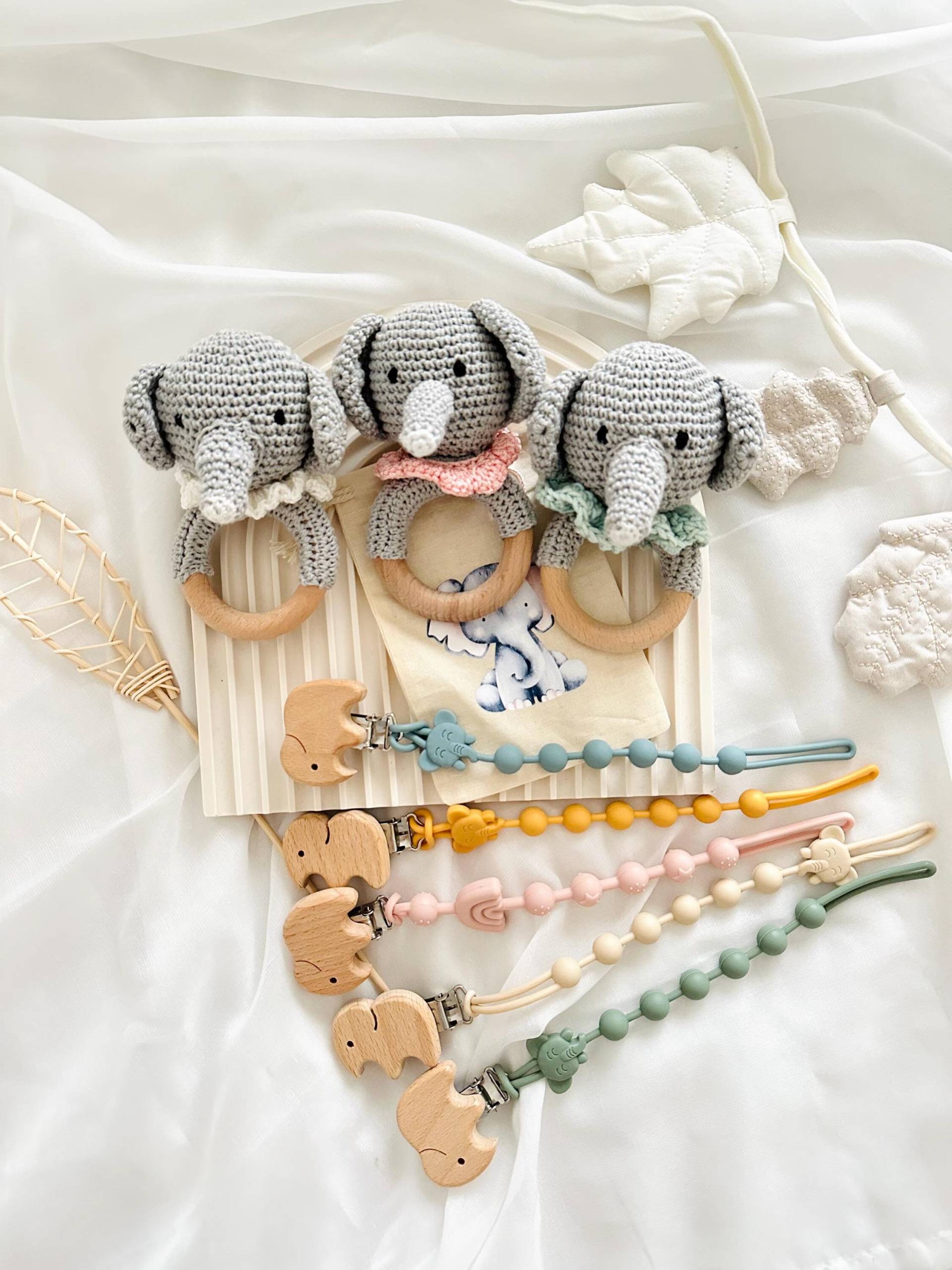 Babyrassel Schnullerkette Mit Namen von Etsy - LuLisMade