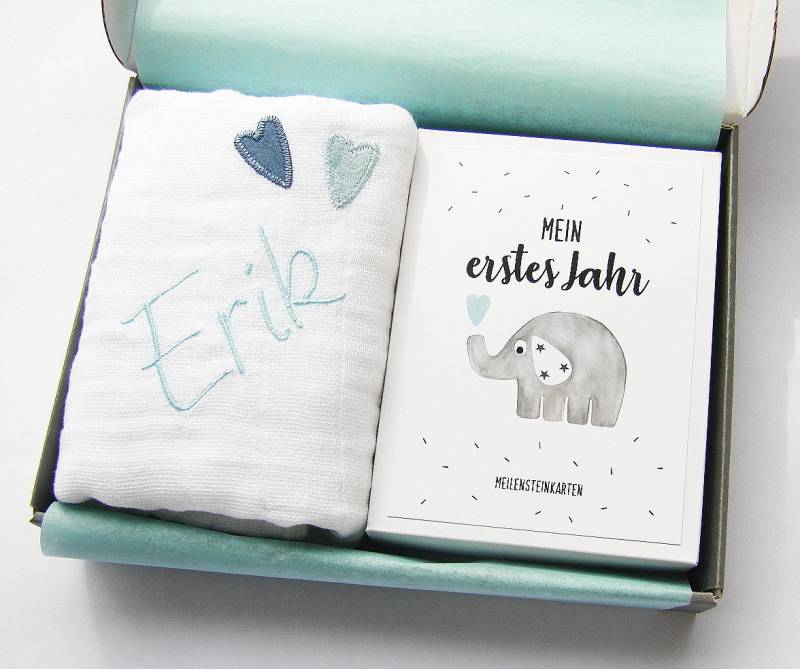 Kleines Babyset Herzifant Aqua | Mit Name Baby Elefant Geschenk Zur Geburt Babyparty Meilensteinkarten Lätzchen Spucktuch von Etsy - LuMaluStore