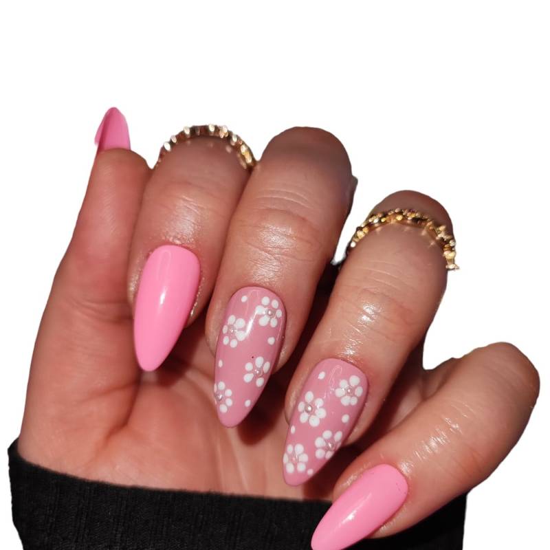 Press On Nails Flowers Pearls von Etsy - MEVANAILS