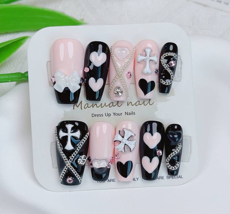 Black Pink Chain Chrome Hearts Press On Nails Manicure/ Reusable/Medium-Long Coffin von Etsy - MYNAILPRESS