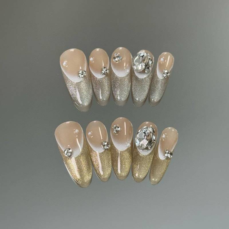 Golden Allure Press On Nails Manicure/Reusable Medium-Long Almond 24mm von Etsy - MYNAILPRESS