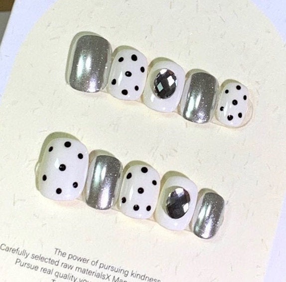 Polka Dots & Mirror Jewel Press On Nails Manicure/Reusable/ Short Square 15mm von Etsy - MYNAILPRESS