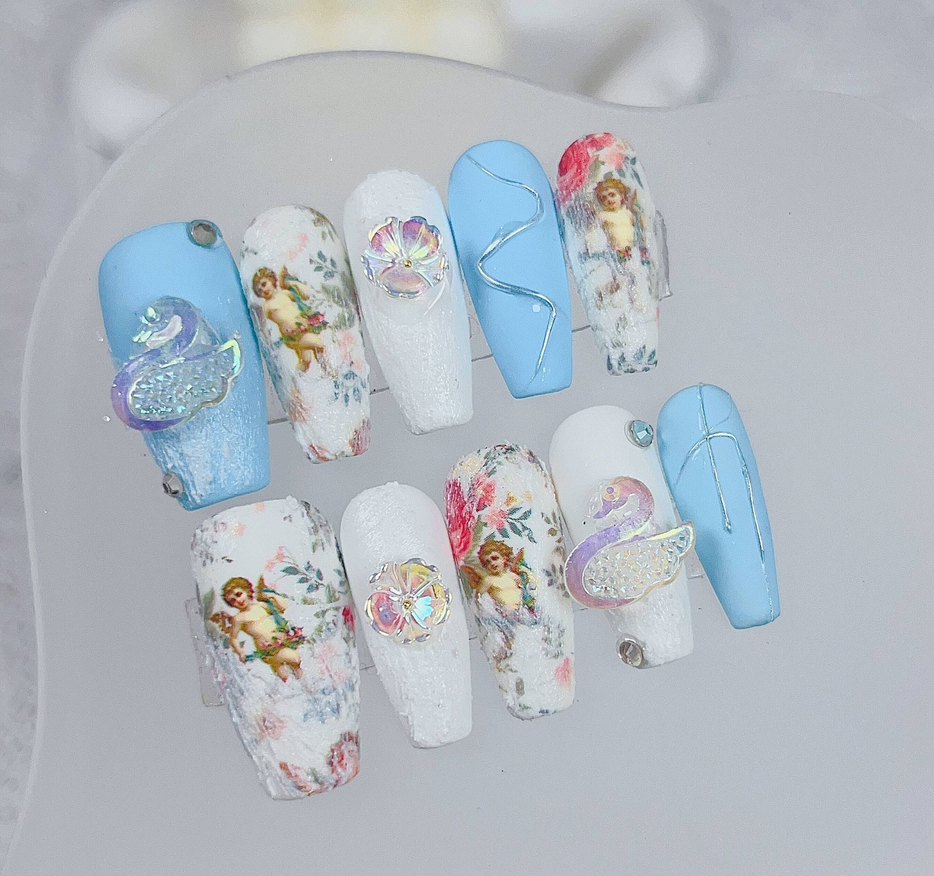 Swan & Angel Painted Press On Nails Manicure/Reusable Medium Coffin/ S Size von Etsy - MYNAILPRESS