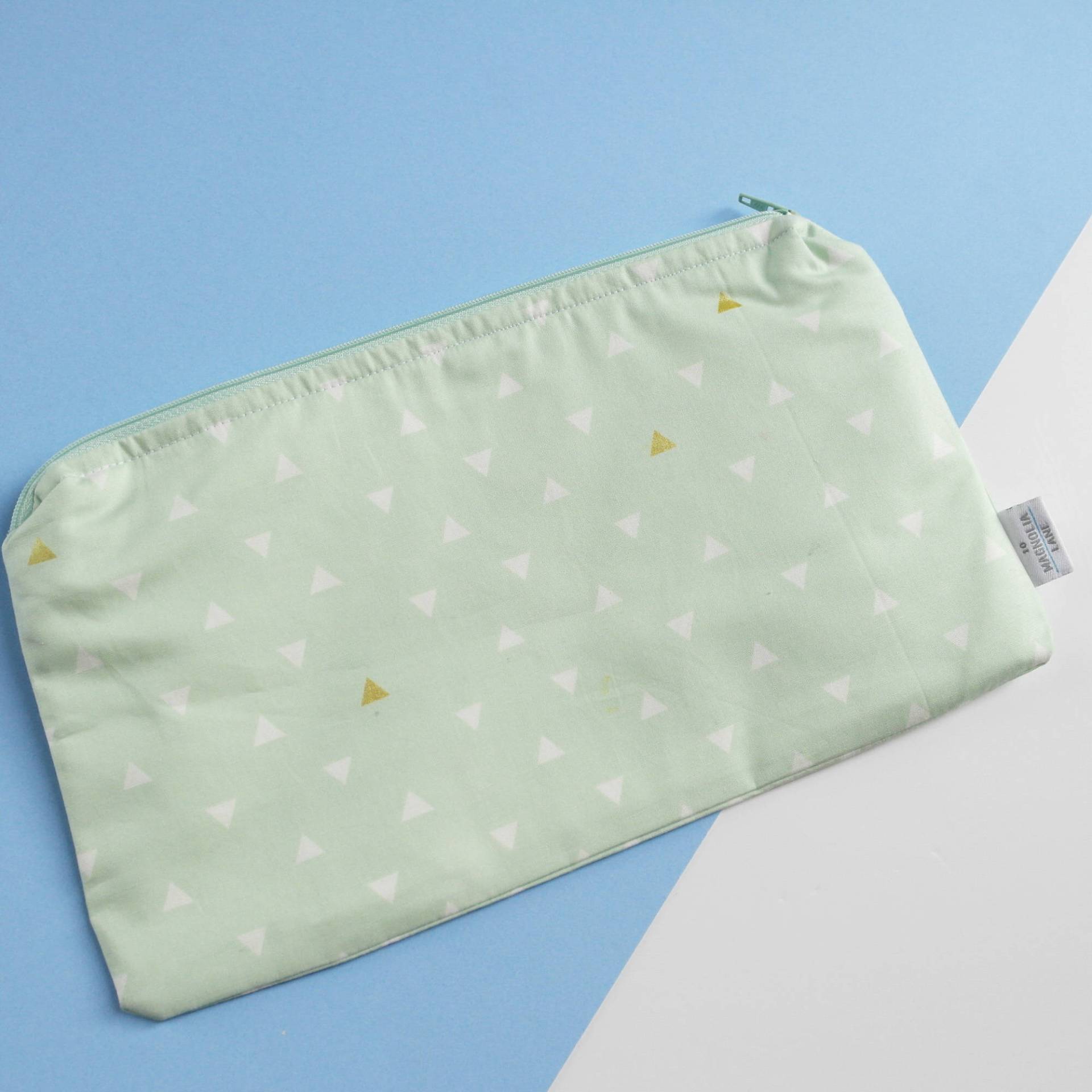 Geschlecht Neutral Baby Geschenk - Tasche Nass Ändern Federmäppchen Make-Up-Tasche Geschlecht Neutral Baby Geschenk - Tasche Nass Ändern Federmäppchen Make-Up-Tasche von Etsy - MagnoliaLaneNursery