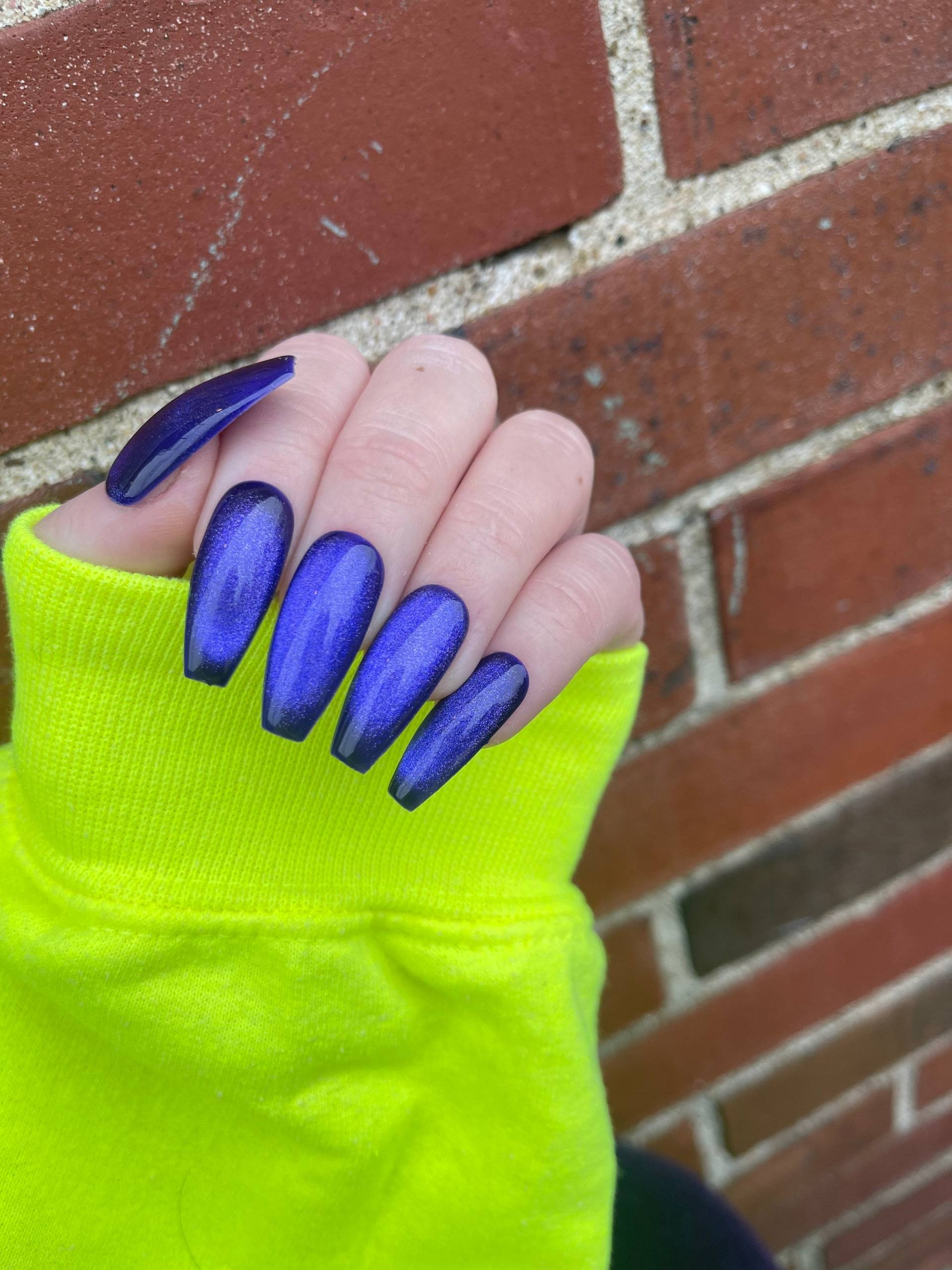 Violet | Dunkel Violett Licht Verschieben Drücken Sie Die Nägel Winter Kleber Auf Künstliche Witchy Sarg Ballerina Stiletto von Etsy - MagpieNails