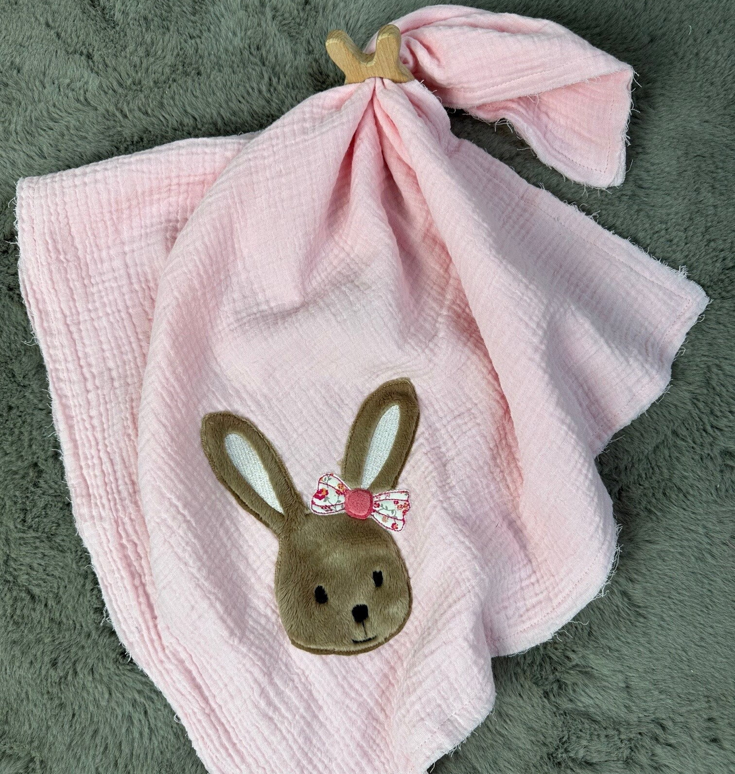 Baby Schnuffeltuch Kuscheltuch Bestickt, Musselin Hase Häsin Rosa Mit Wunschnamen von Etsy - MaikeCreative