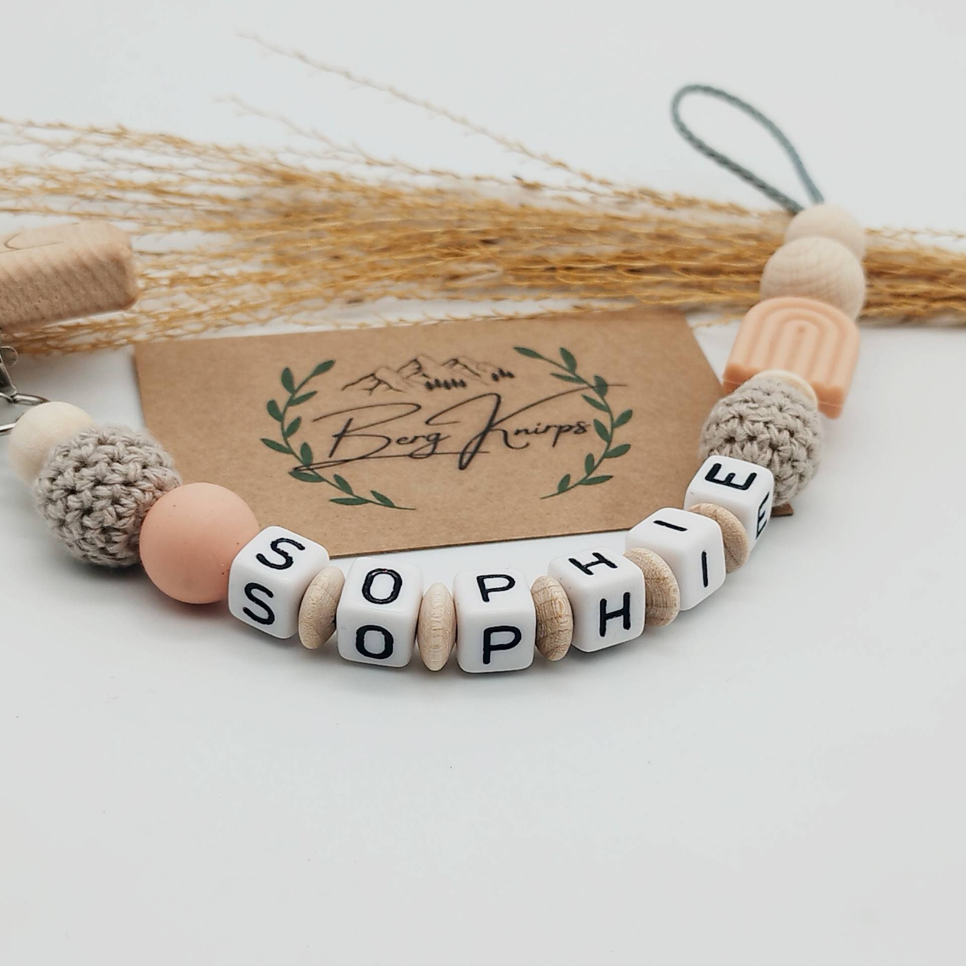 Schnullerkette Mit Namen Mädchen | Babygeschenk Zur Geburt Personalisiert von Etsy - ManufakturBergKnirps