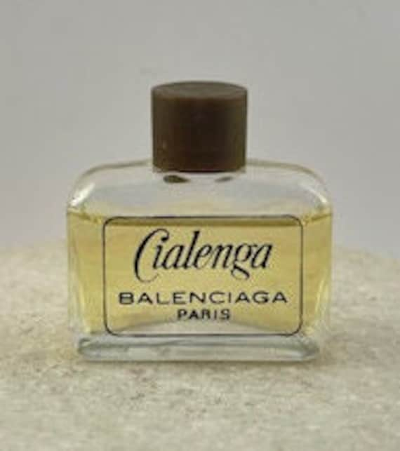 Vintage Balenciaga Cialenga Eau De Toilette Miniatur 4 Ml Splash. Art.-Nr. 20/6370 von Etsy - MePeGreece