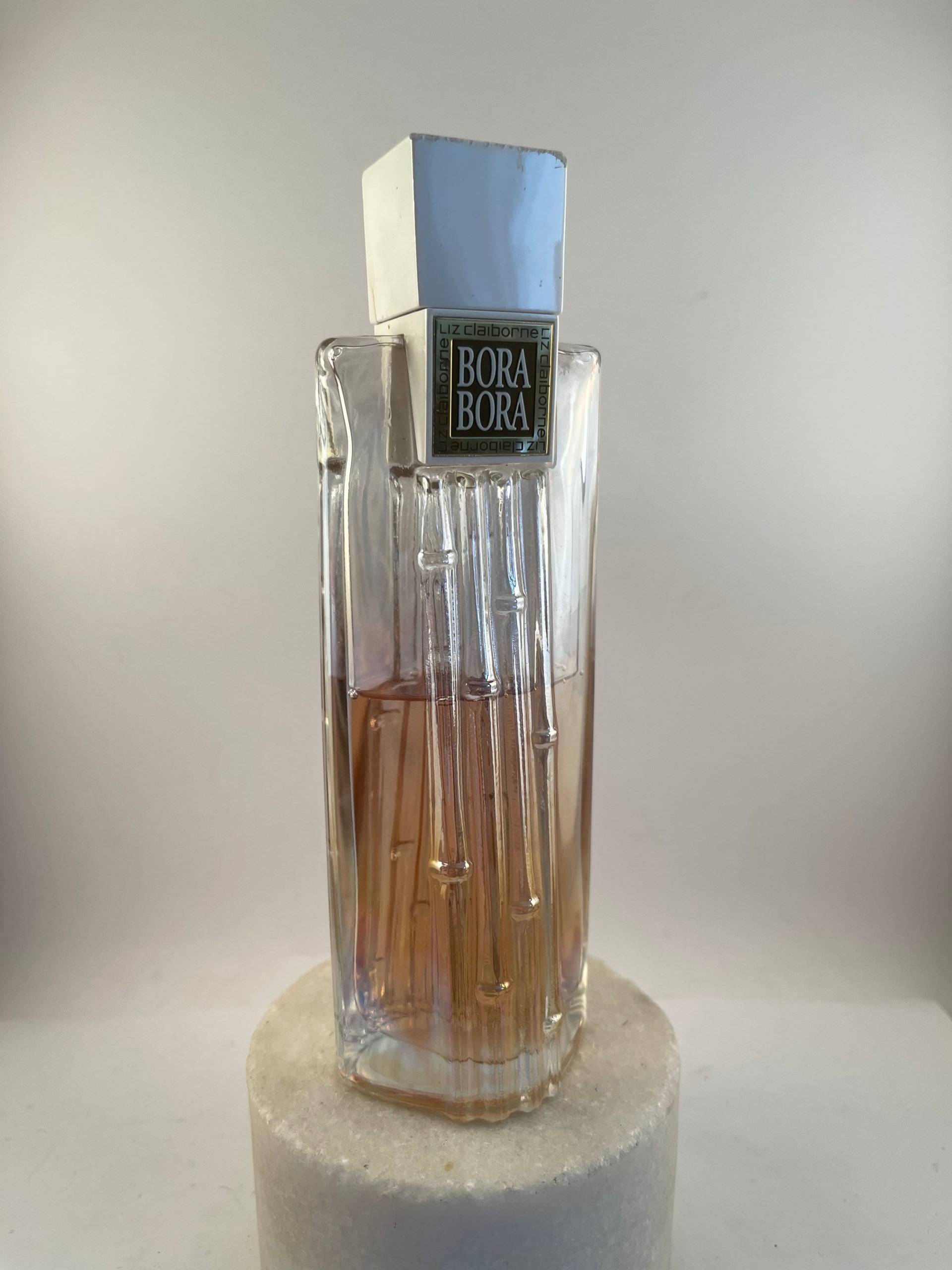 Vintage Liz Claiborne Bora Eau De Parfum Spray Vaporisateur. 3.4 Fl Oz/100 Ml. 72, 3% Vol von Etsy - MePeGreece