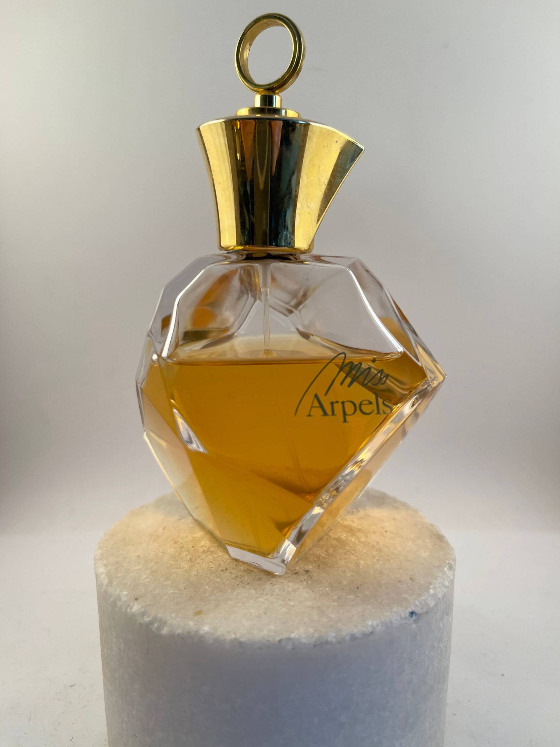 Vintage Parfums Van Cleef & Arpels Miss Eau De Toilette 100 Ml/3.4 Fl Oz. Vaporisateur. Selten. Eingestellt von Etsy - MePeGreece