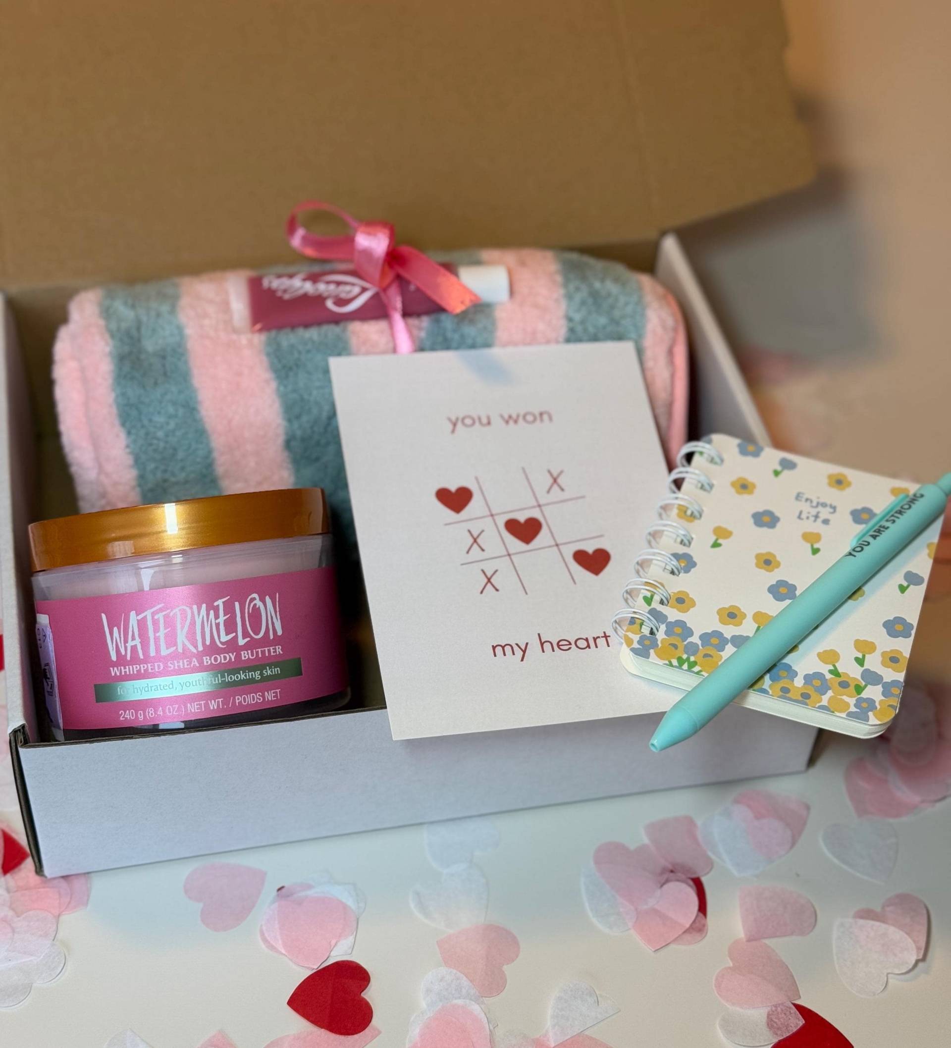 Valentinstag Geschenkbox Freundin Frau Wellness Beauty Liebe Spa Geschenkset Mädchen Valentinstagskarte Giftbox Entspannen Girlfriend von Etsy - MellowsBoxDE