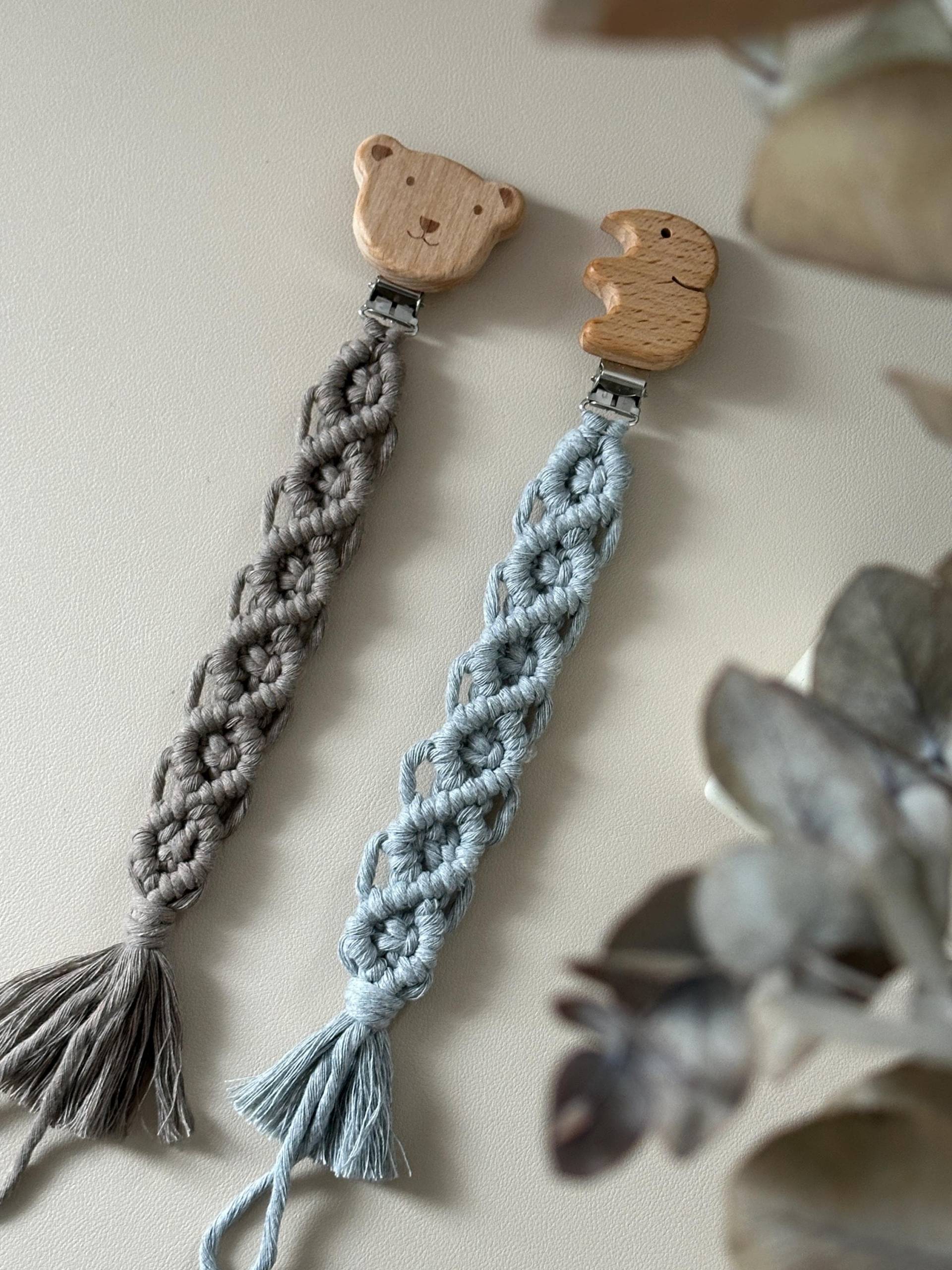 Makramee Schnullerkette | Macrame Pacifier Chain von Etsy - MiMakramia