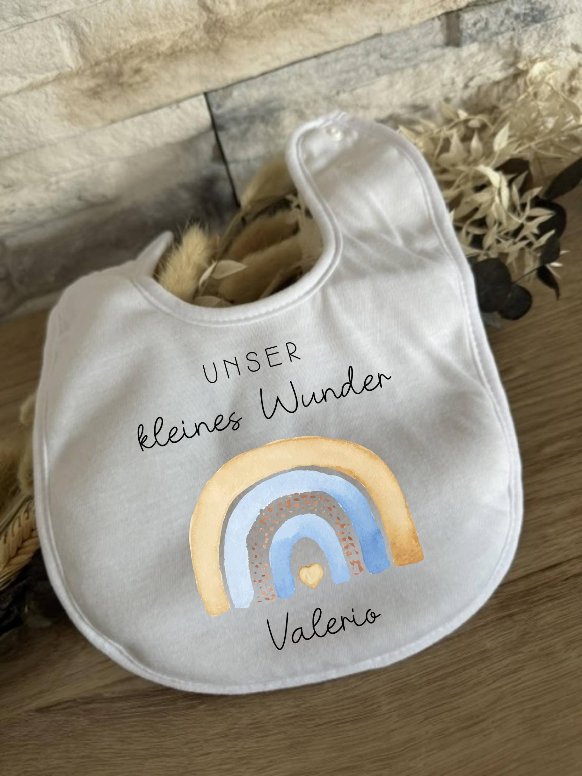 Personalisierte Geschenke Baby Lätzchen Kleines Wunder Regenbogen Blau Name Geschenk Babyparty Babyshower Geburt Halstuch 2025 von Etsy - Milevo