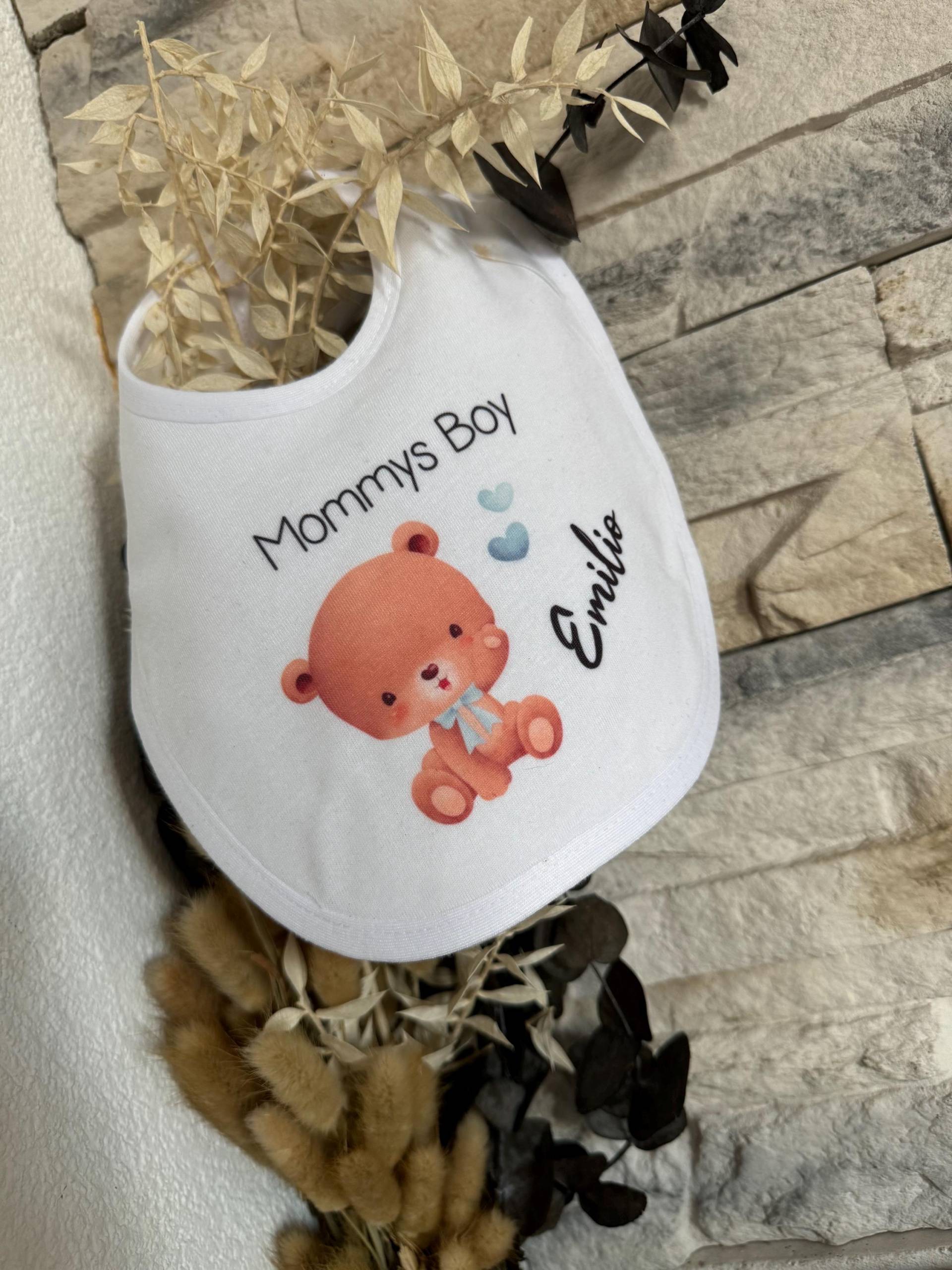 Baby Latz Personalisierte Geschenke Lätzchen Mommys Daddys Boy Teddy Bär Blau Name Geschenk Babyparty Babyshower Geburt Halstuch 2025 von Etsy - Milevo