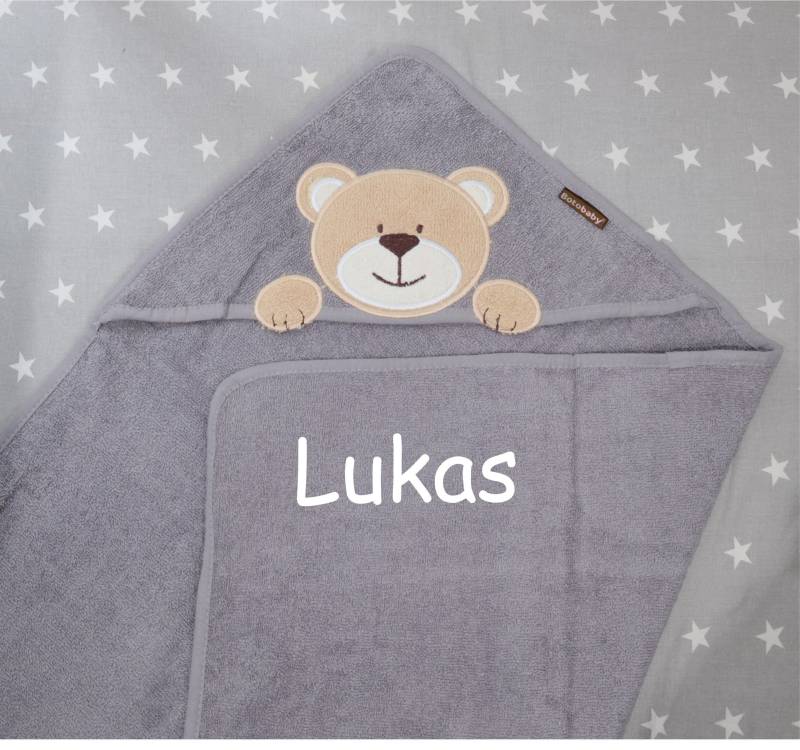 Kapuzentuch Mit Namen Bestickt 75 X cm Grau Teddybär - Baumwolle Geschenk Geburt Taufe | 760000 von Etsy - MitNamen