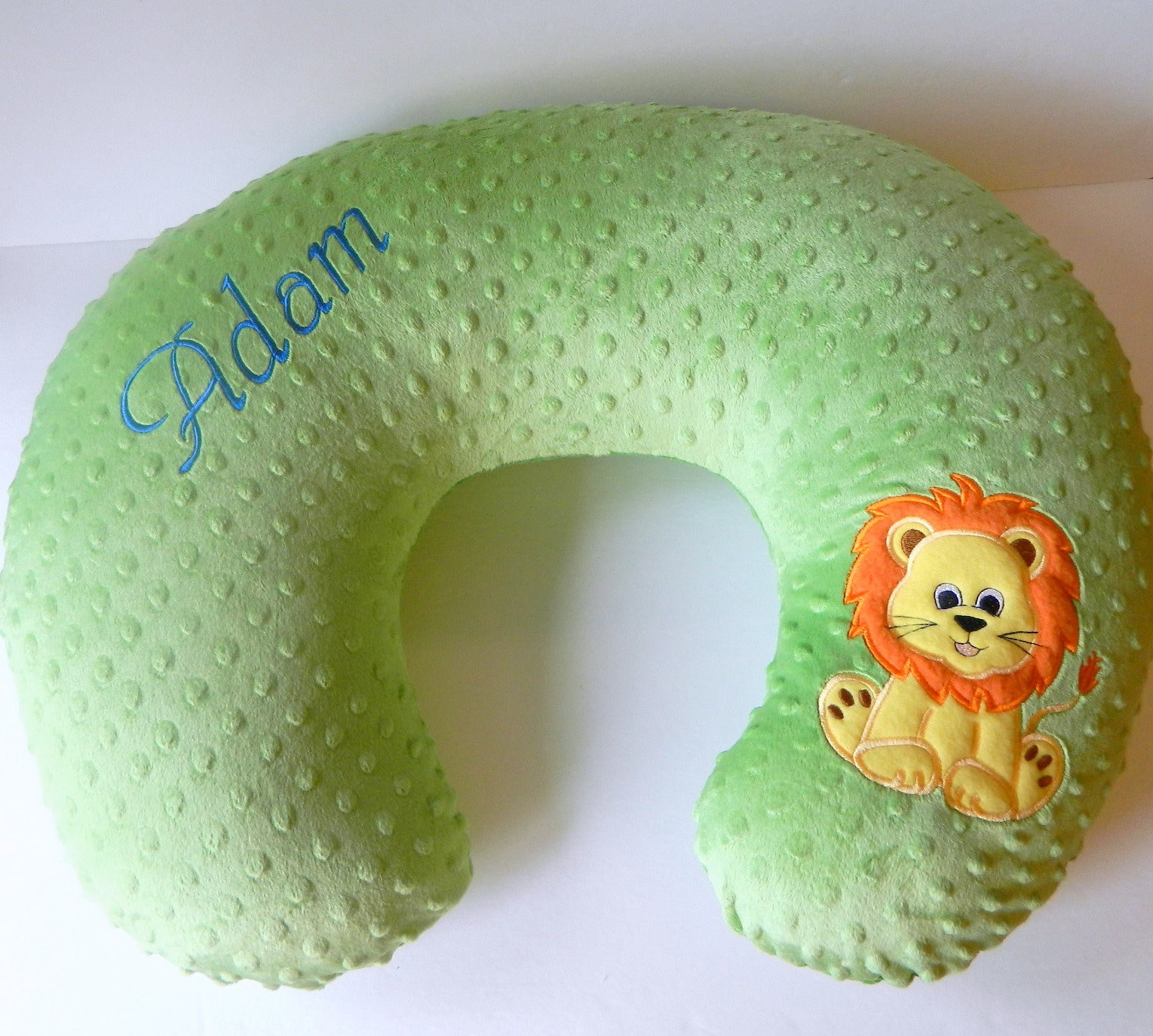 Löwe Bobby Cover, Stillkissen, Personalisierter Stillkissenbezug, Kissenbezug, Minky Babykissenbezug, Dschungel Kinderzimmer Löwe Bobby Cover, Stillkissen, Personalisierter Stillkissenbezug, Kissenbezug, Minky Babykissenbezug, Dschungel Kinderzimmer von Etsy - MoMaCreates