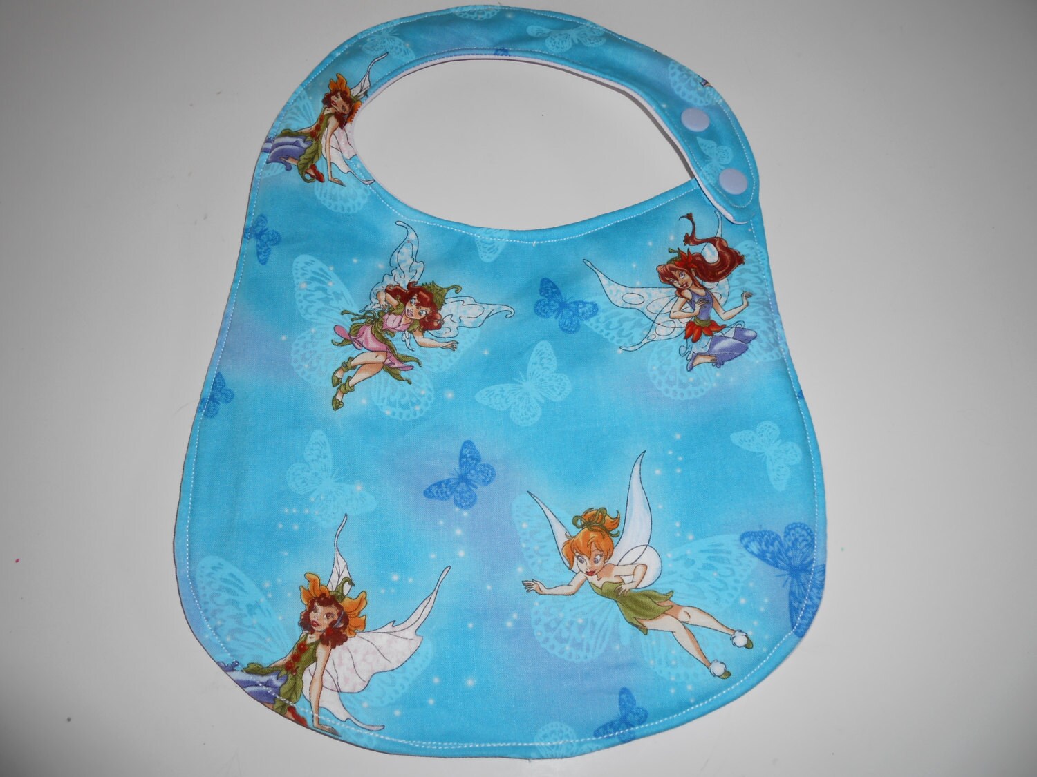 Blue Vintage Tinkerbell Bib von Etsy - MommySoup