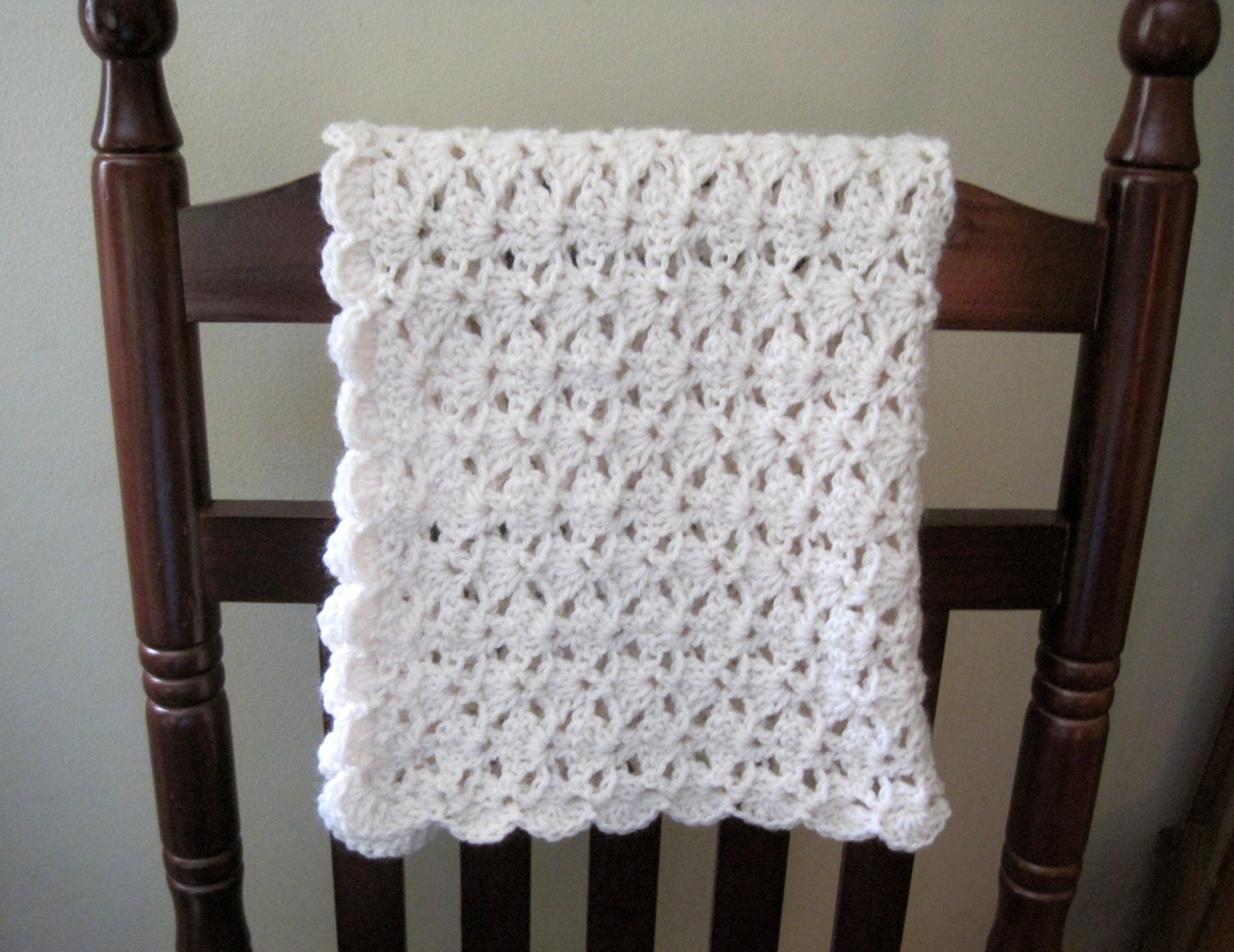 Gehäkelte Babydecke Elfenbein Gerüschter Acryl-Wollmix, Geschenk Zur Geburt Gehäkelte Babydecke Elfenbein Gerüschter Acryl-Wollmix, Geschenk Zur Geburt von Etsy - Monarchdancer