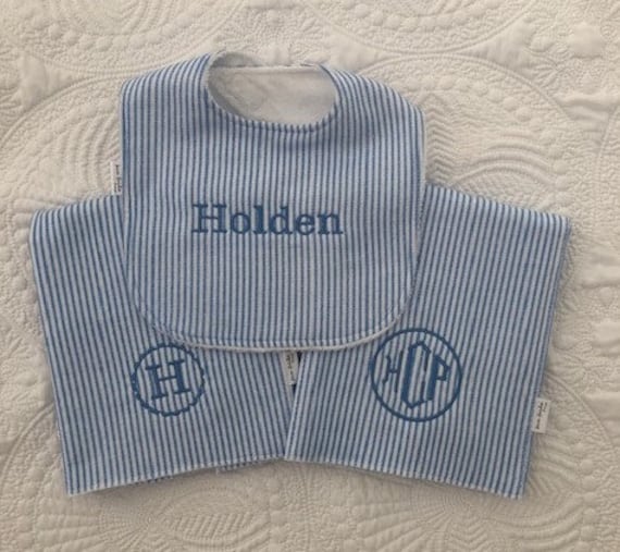 Neues Baby Geschenkset - 2 Leinen Und Passendes Lätzchen in Weich Gestreiftem Flanell Personalisiert von Etsy - MoonGardenDesign