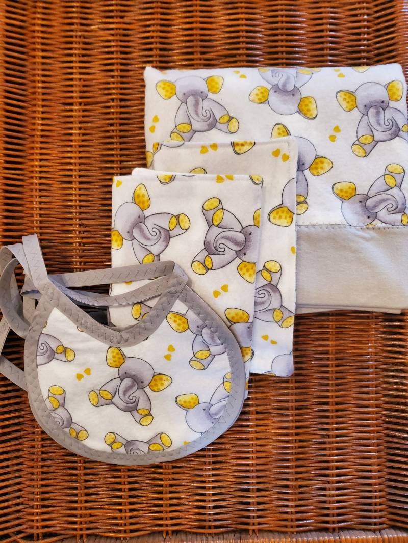 Baby Set - Empfangsdecke, Leinen Und Lätzchen von Etsy - MotherHemsSewing