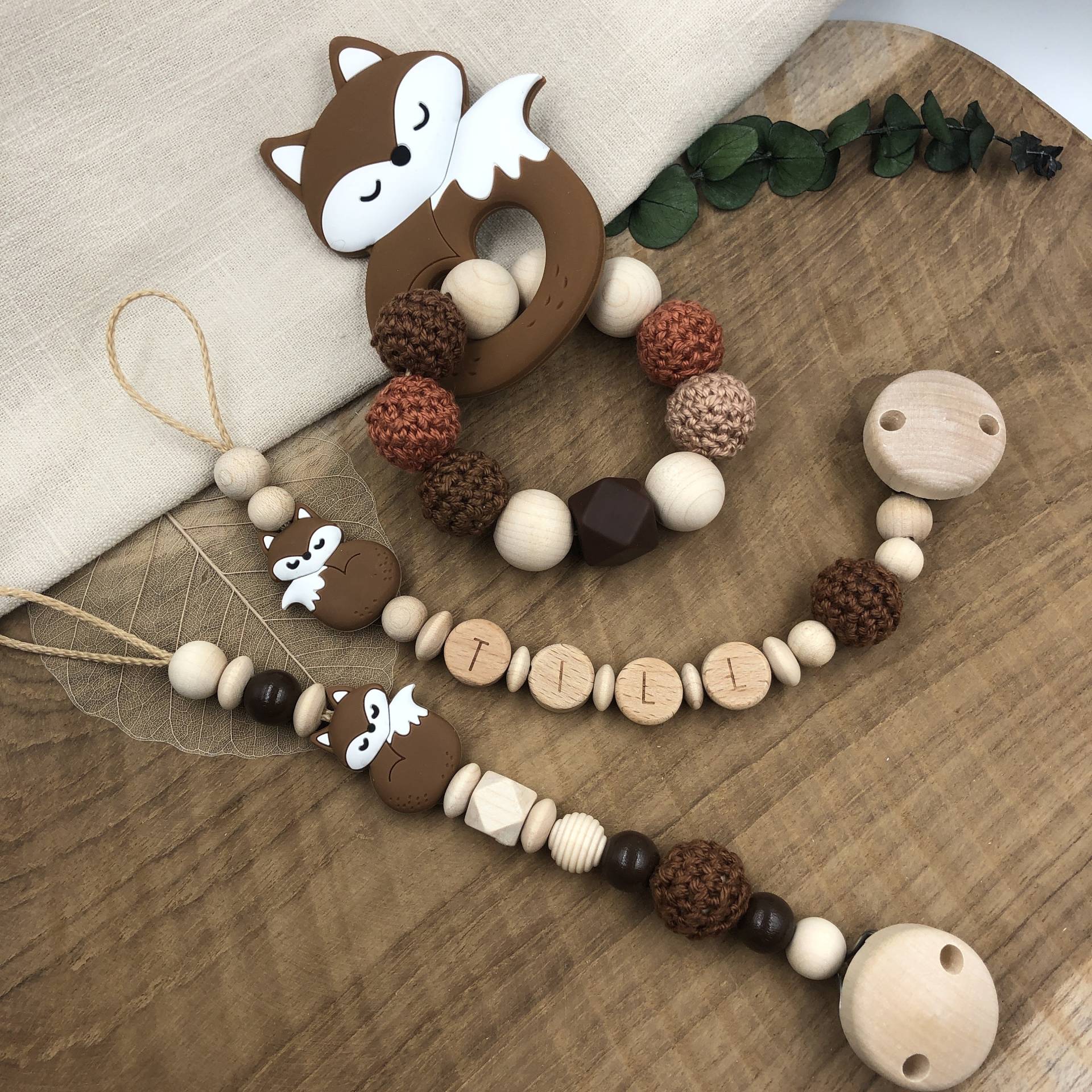 Schnullerkette Mit Name | Greifling Greifring Fuchs Braun Baby Junge Mädchen Geburtsgeschenk Babygeschenk Silikon Taufe von Etsy - Mullitante