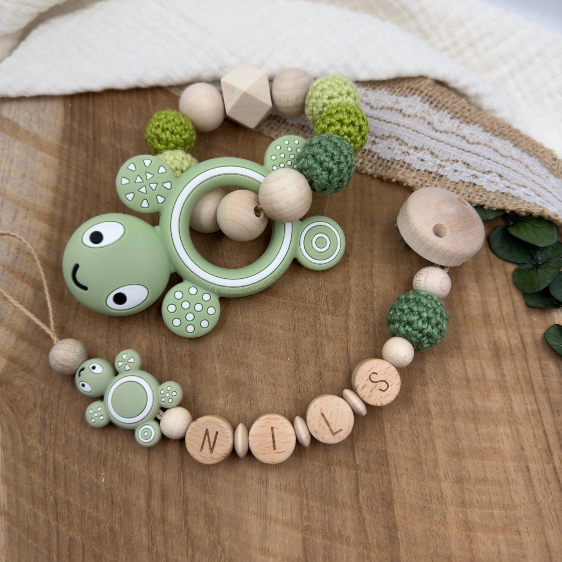 Schnullerkette Mit Name | Greifling Greifring Schildkröte Grün Baby Mädchen Junge Geburtsgeschenk Set Babygeschenk Silikon von Etsy - Mullitante