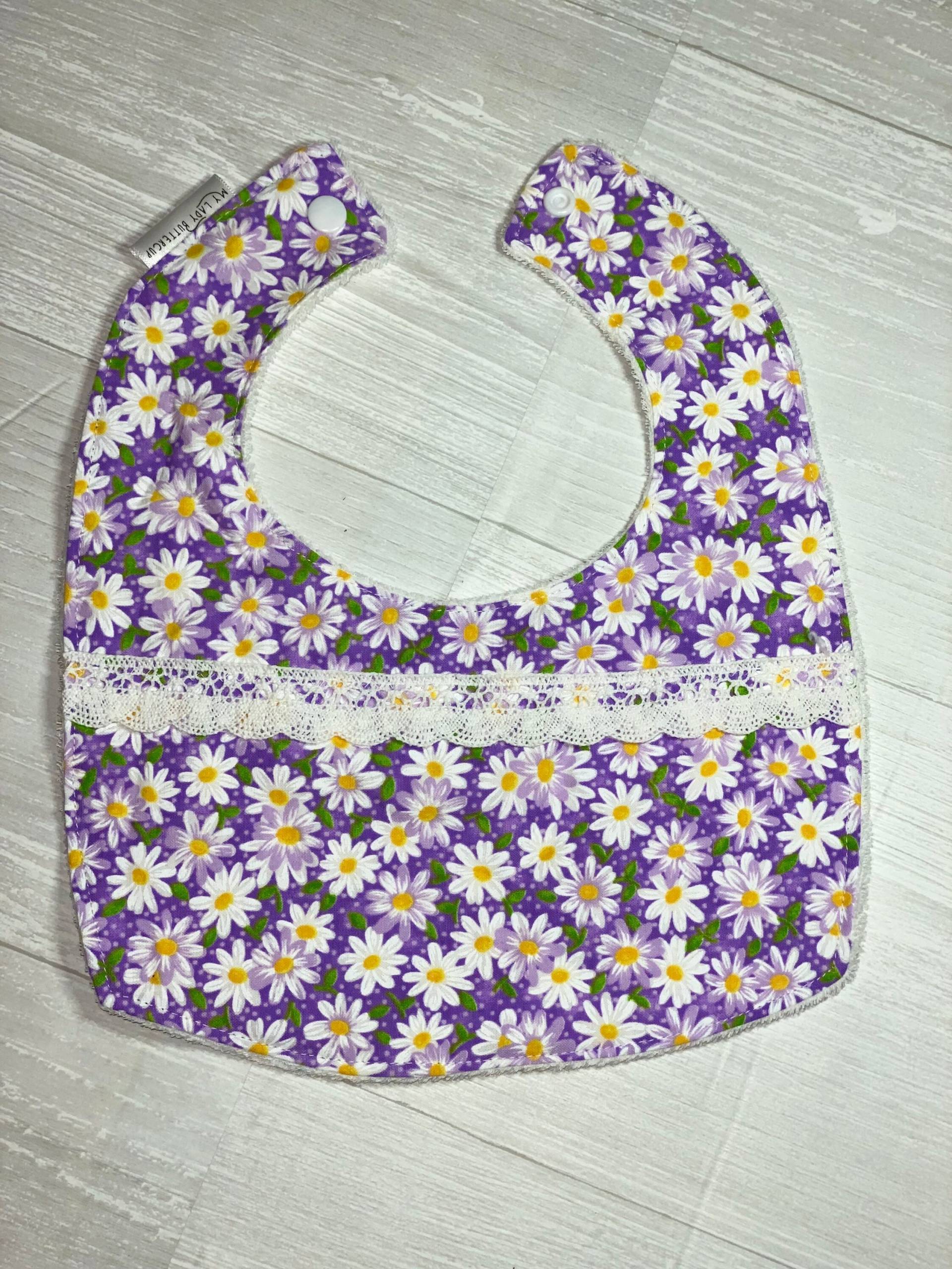 Lavendel Daisy Bib von Etsy - MyLadyButtercup