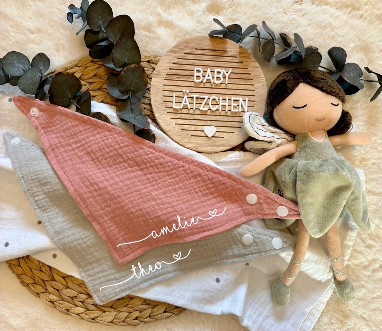 Halstuch/Lätzchen Baby Personalisiertes Halstuch/ Dreieckstuch Personalisierte Geschenke Schwangerschaft Geburt Individuell von Etsy - MyLittleBodies