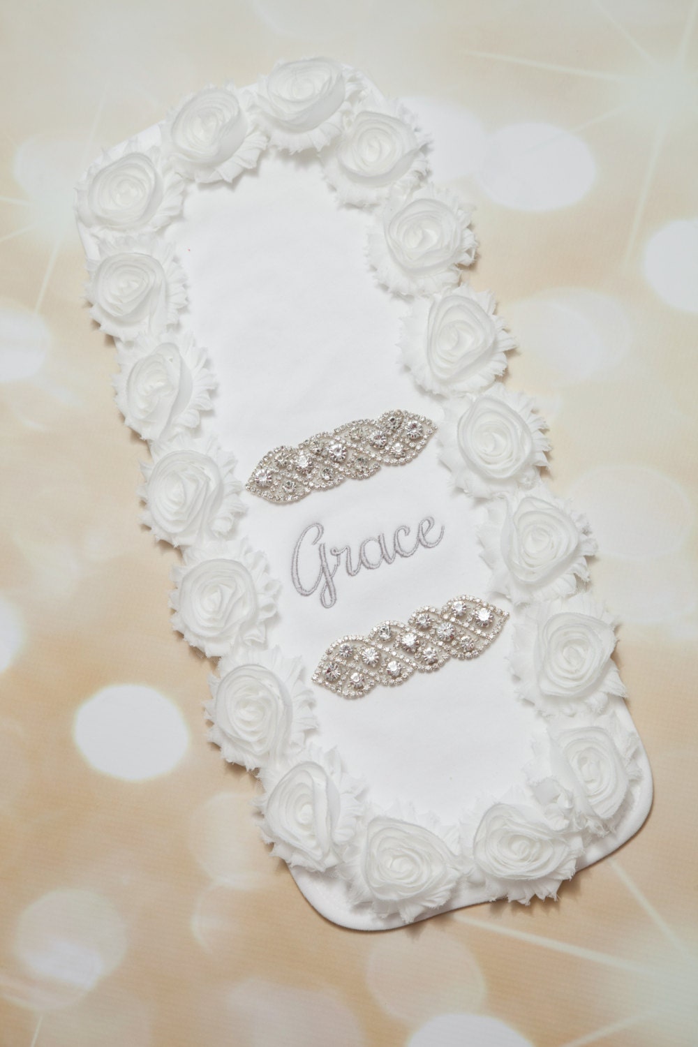 strass Rahmen Bestickt Weiß Spucktuch Baby Mädchen Personalisierte strass Rahmen Bestickt Weiß Spucktuch Baby Mädchen Personalisierte von Etsy - MyLolliflopsLLC