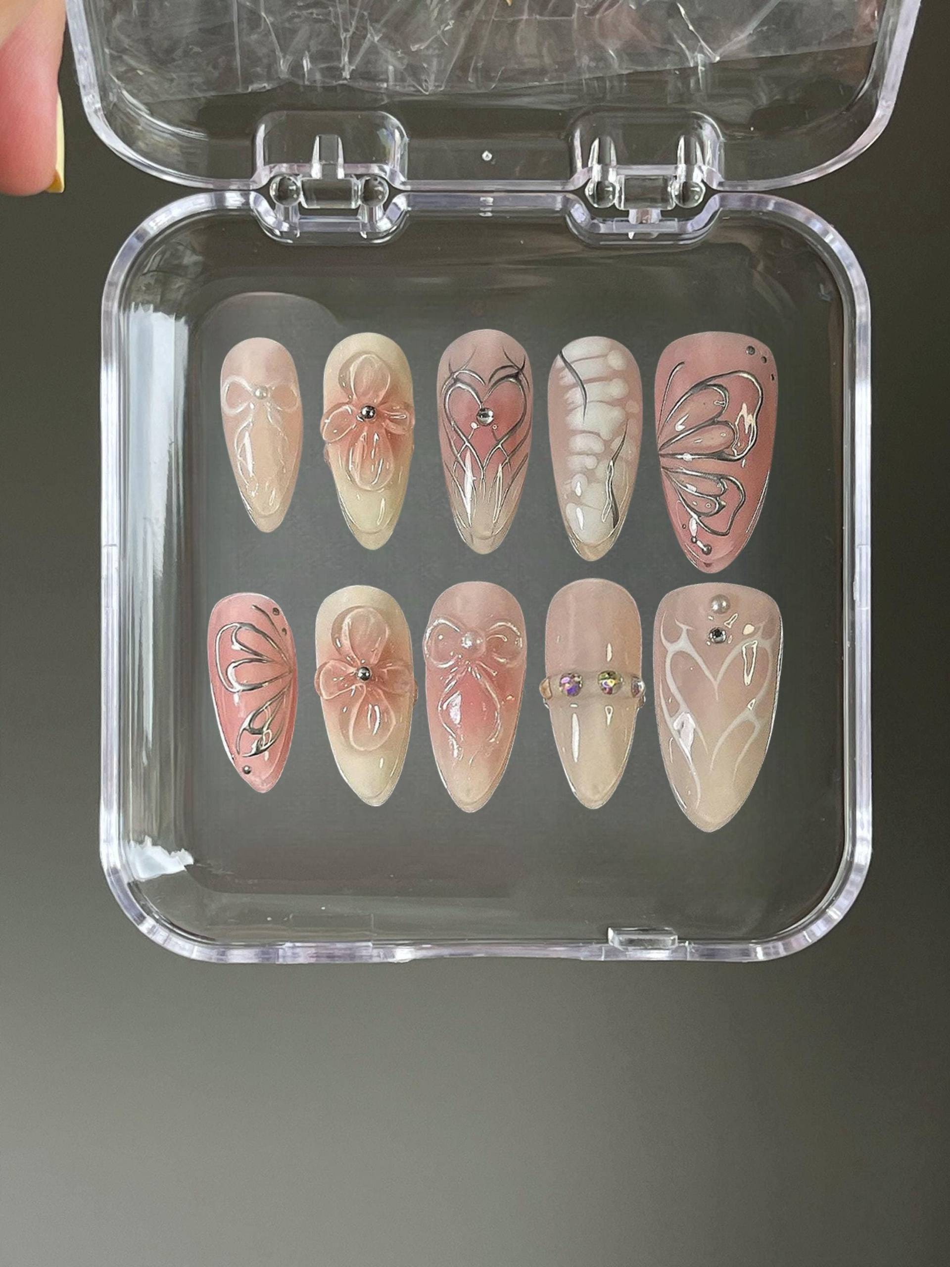 Silberne Schmetterlingsnägel/Handbemalter Nagel Benutzerdefinierte Presse Auf Nägel Handgemachte Künstliche Acrylnägel Y2K von Etsy - MythicalNailart