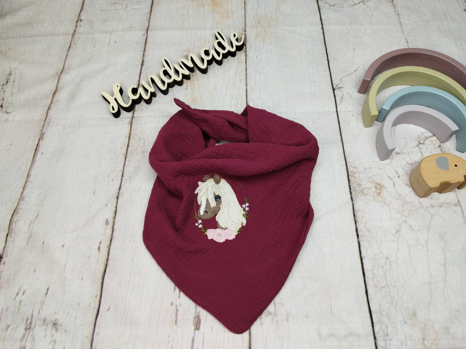 Halstuch Musselin, Pferde, Bordeaux, 0-7 Jahre Halstuch Musselin, Pferde, Bordeaux, 0-7 Jahre von Etsy - NaehtanteChristina
