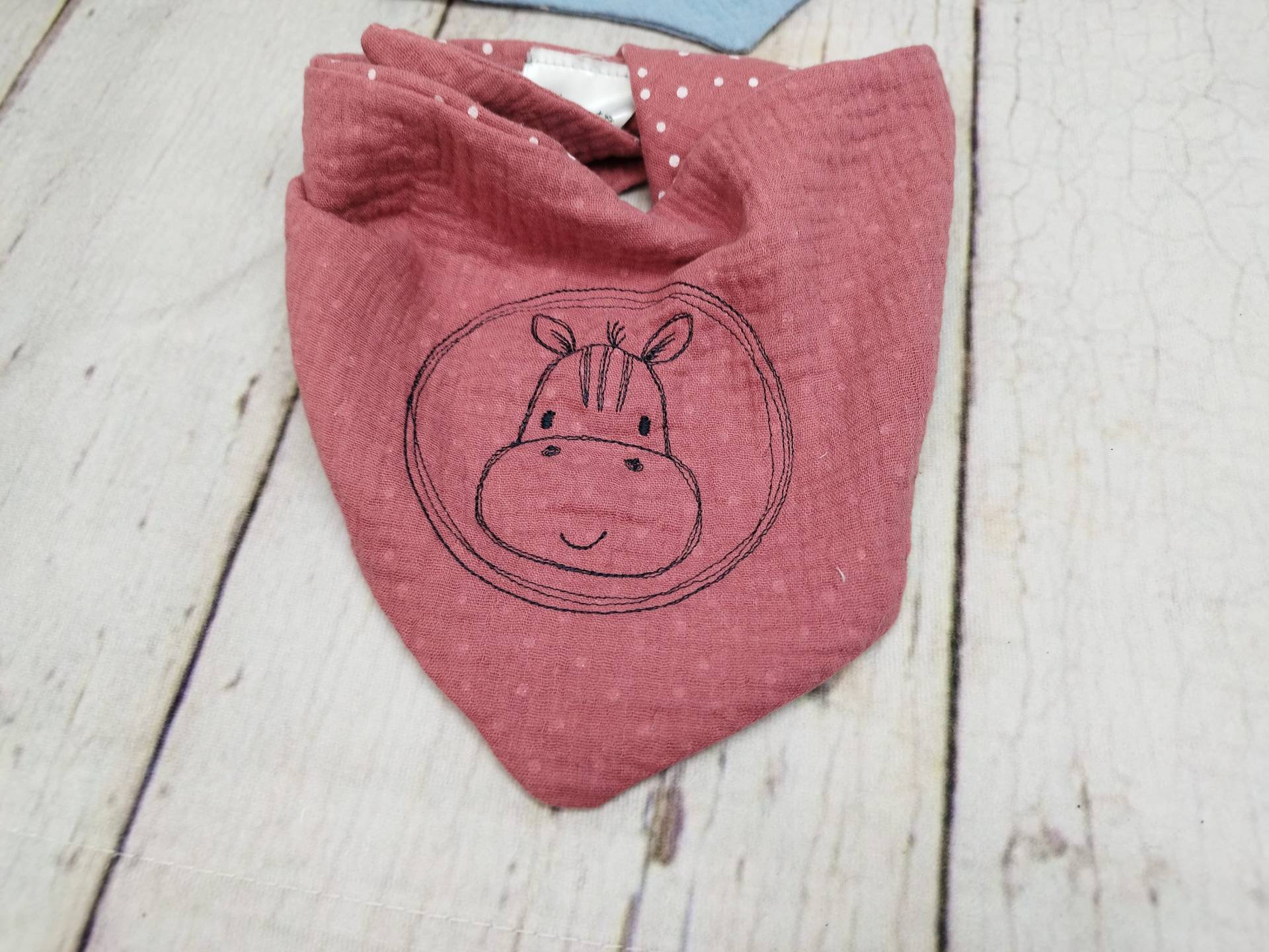 Kleines Halstuch Musselin, Stickerei Zebra Altrosa, Bis 3 Jahre Kleines Halstuch Musselin, Stickerei Zebra Altrosa, Bis 3 Jahre von Etsy - NaehtanteChristina
