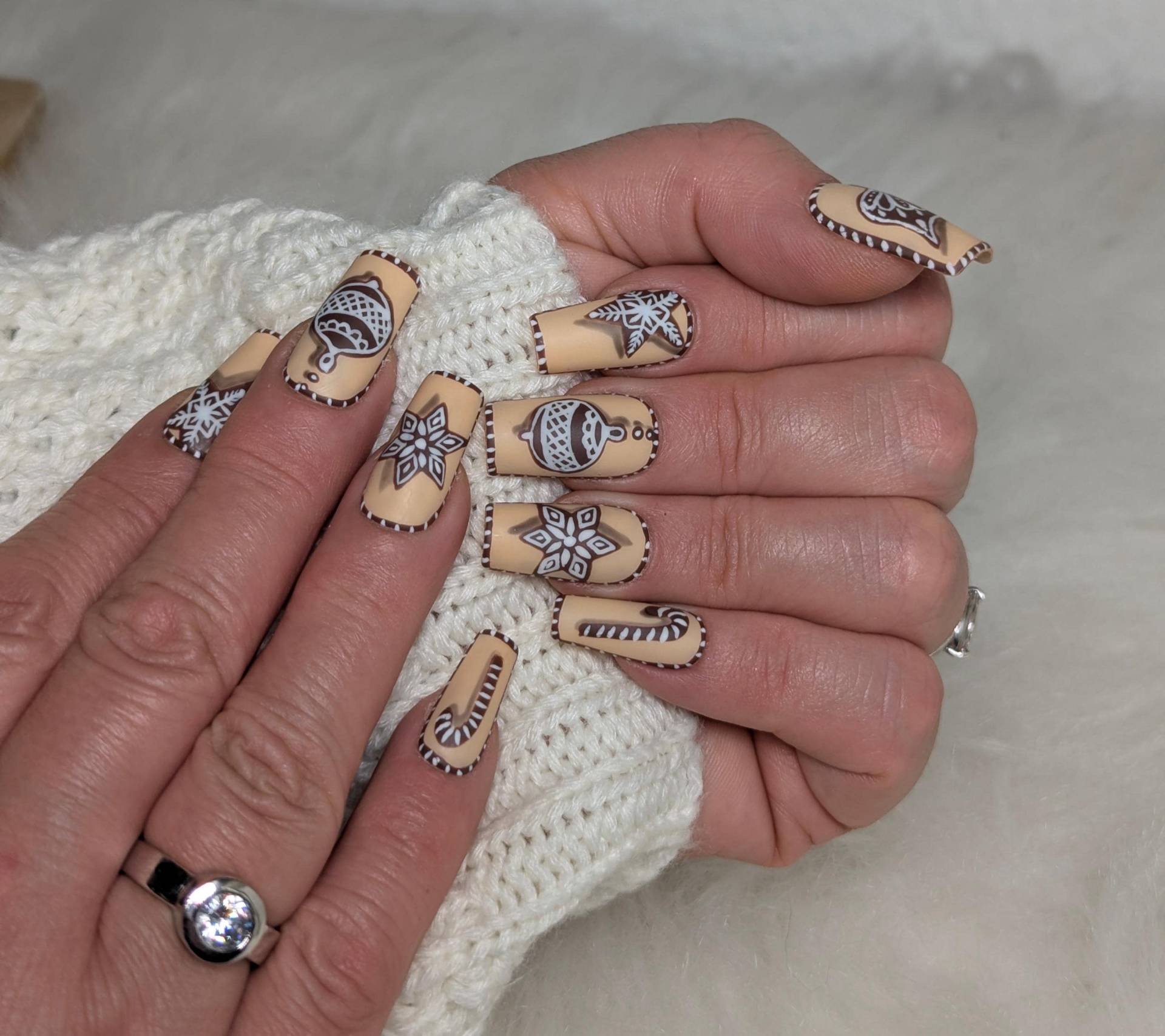Handgemalte Lebkuchen Matt Press Ons | Weihnachts Nail Art Matte Gingerbread Nägel Winter Geschenk Für Sie Handgemalte Lebkuchen Matt Press Ons | Weihnachts Nail Art Matte Gingerbread Nägel Winter Geschenk Für Sie von Etsy - NagelUniversum