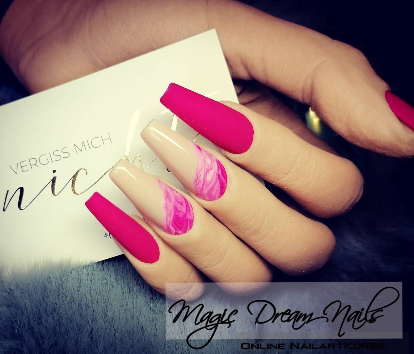 Press On Set - Pink Wave von Etsy - NailAndResinArt